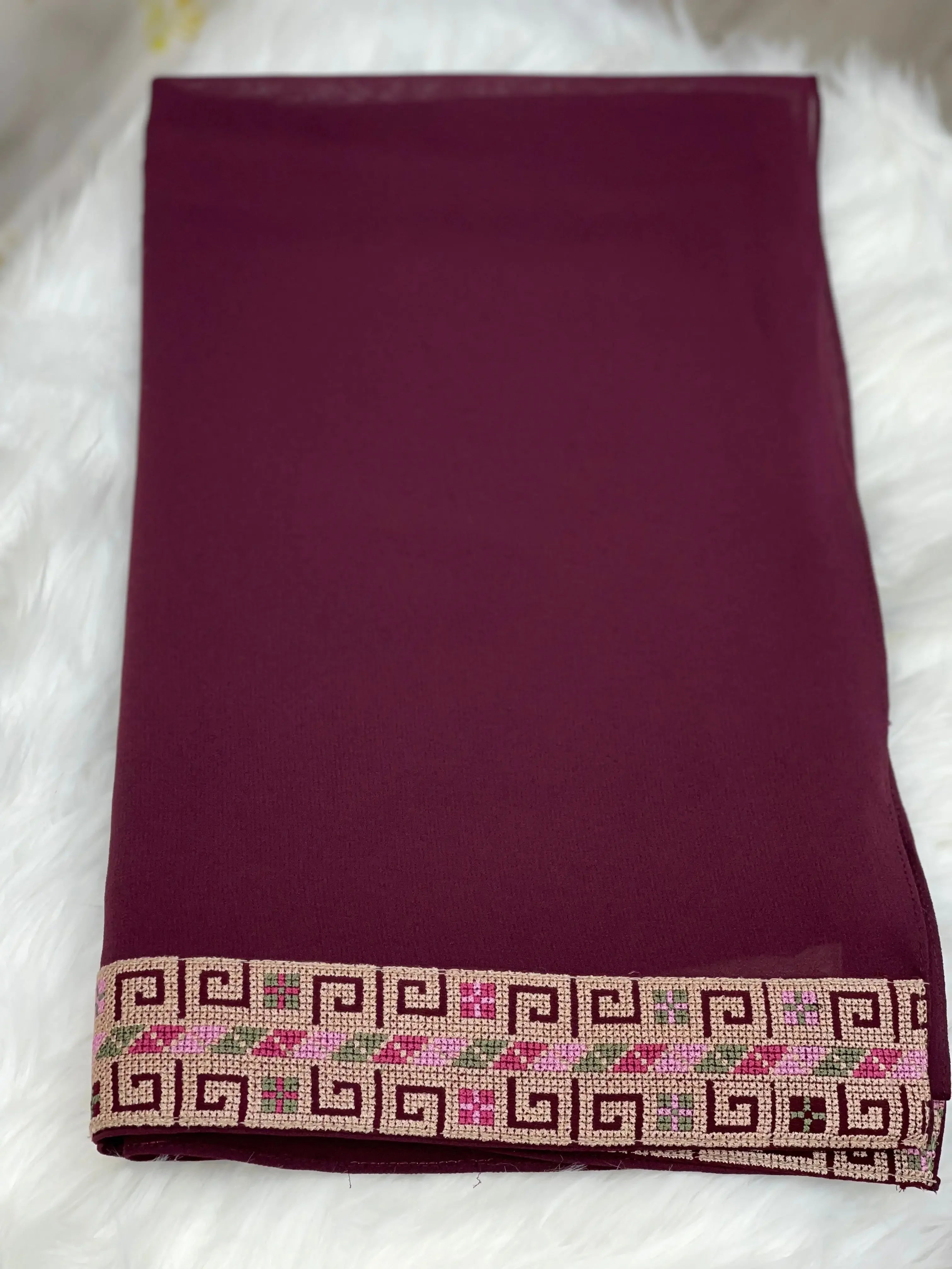 Khirka Shal with Tatreez: Elegance and Tradition in One - Palestinian Elegance