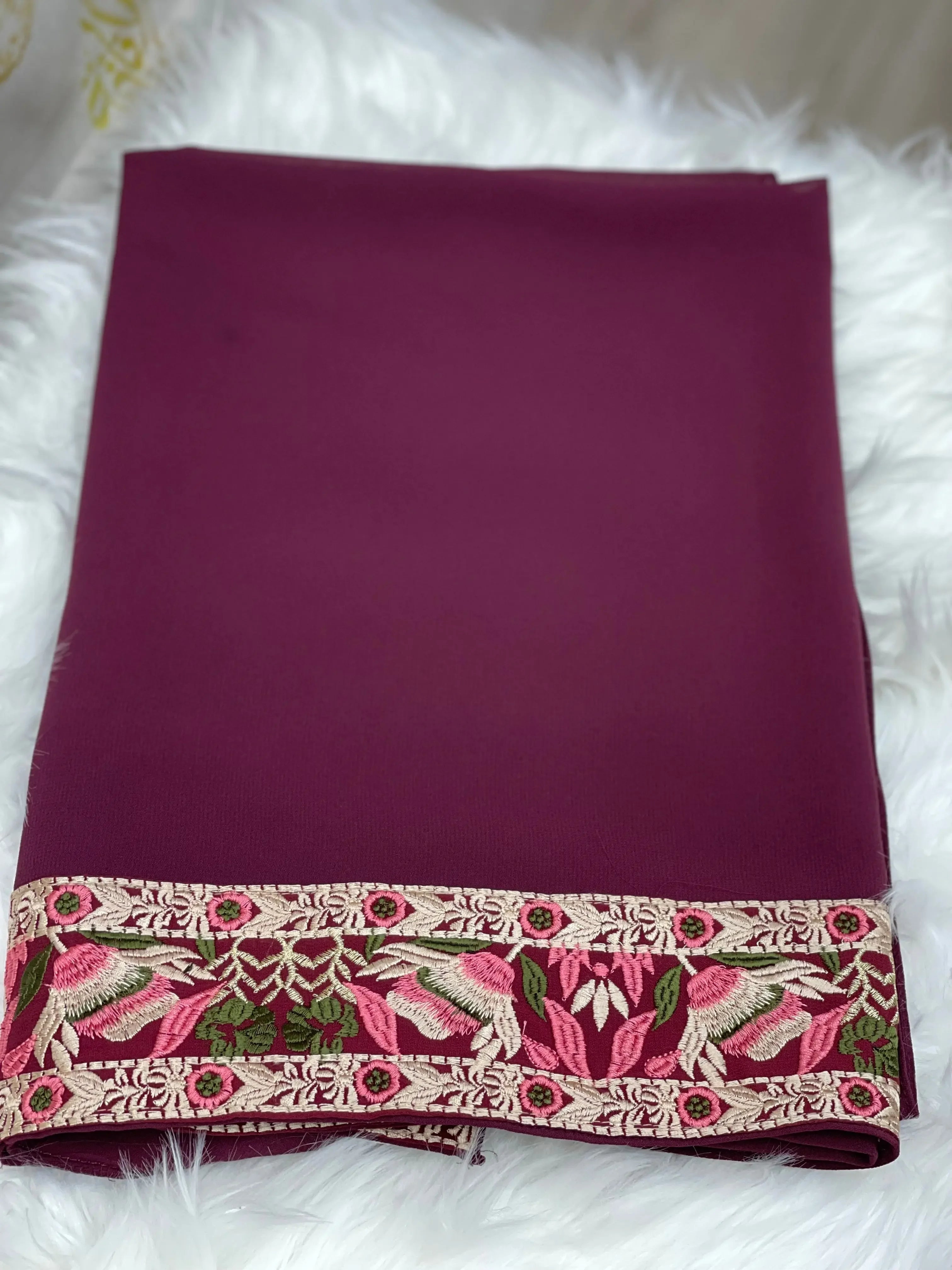 Khirka Shal with Tatreez: Elegance and Tradition in One - Palestinian Elegance