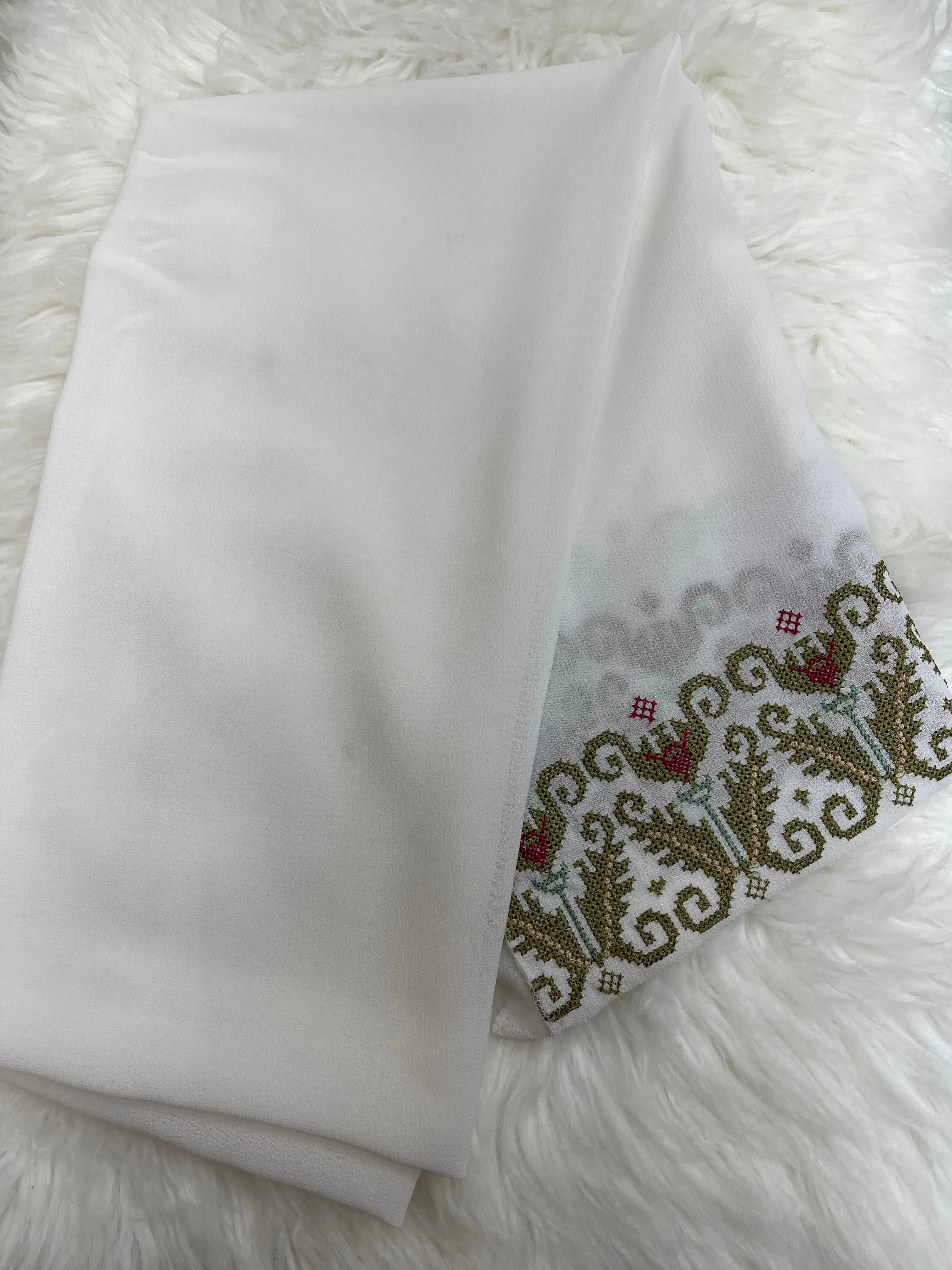 Khirka Shal with Tatreez: Elegance and Tradition in One - Palestinian Elegance