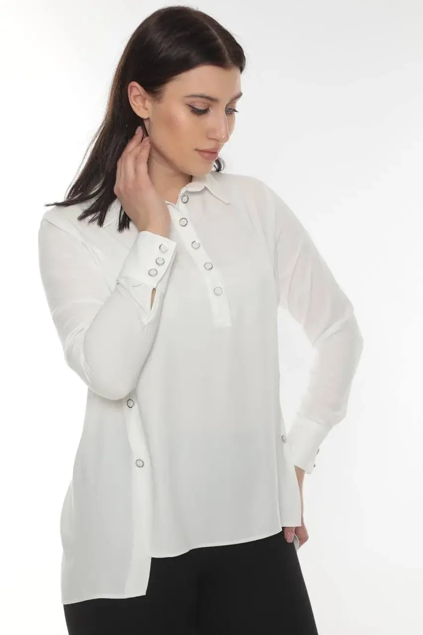 Palestinian Elegance versatile chic blouse in white with long sleeves and button details