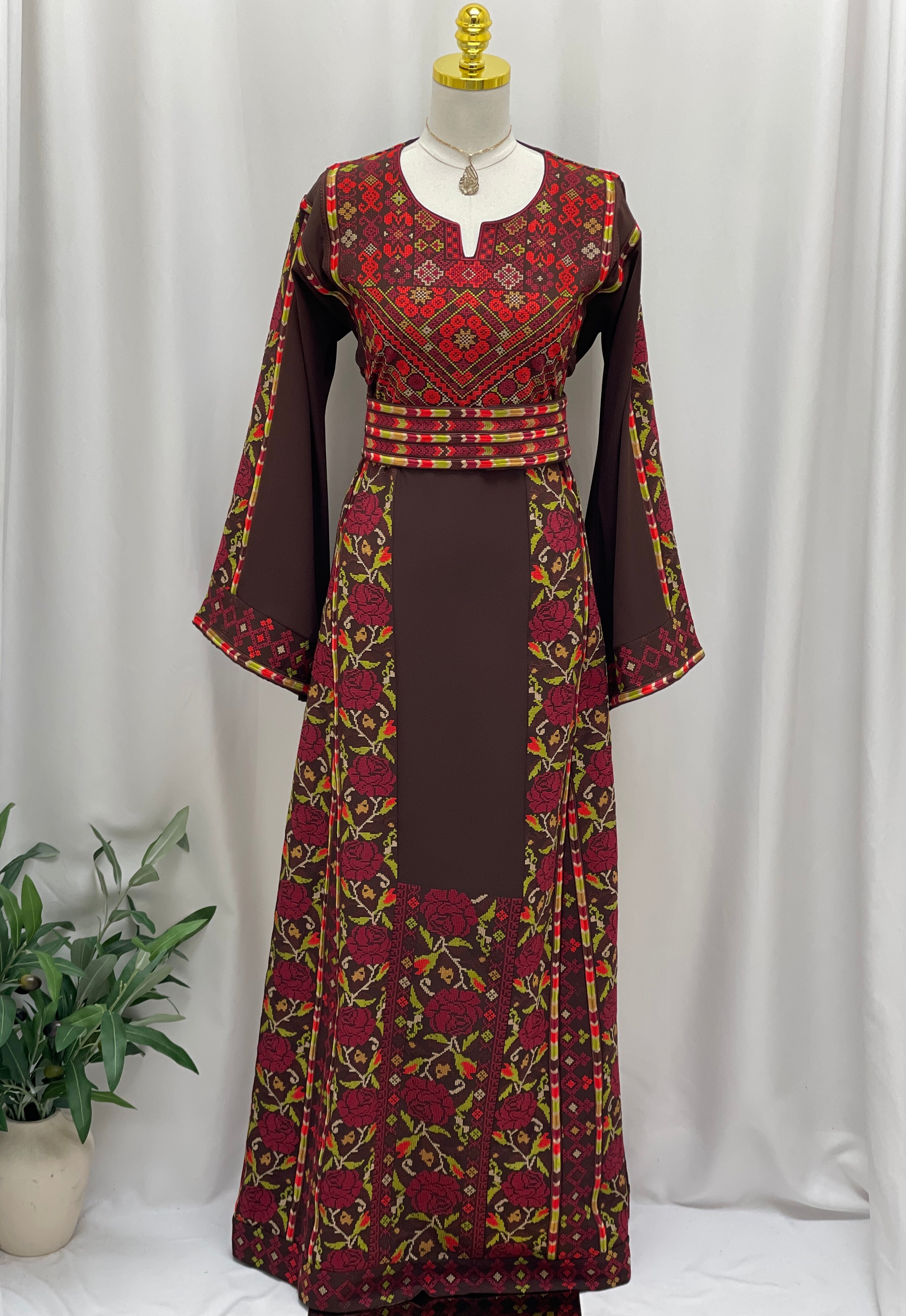 Rosewood Heritage EmbroideredThobe