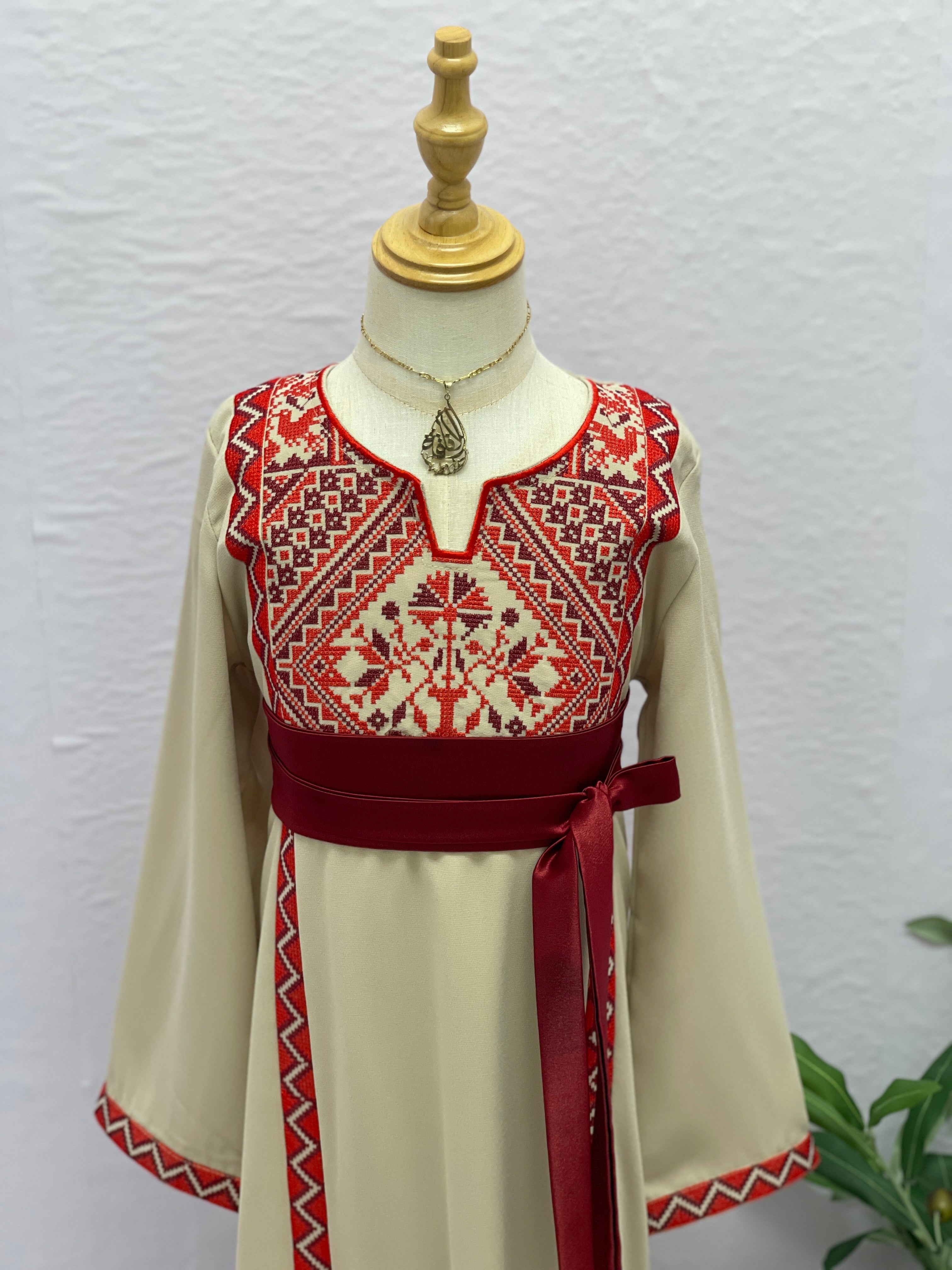 Soft Heritage Embroidered Girls Thobe