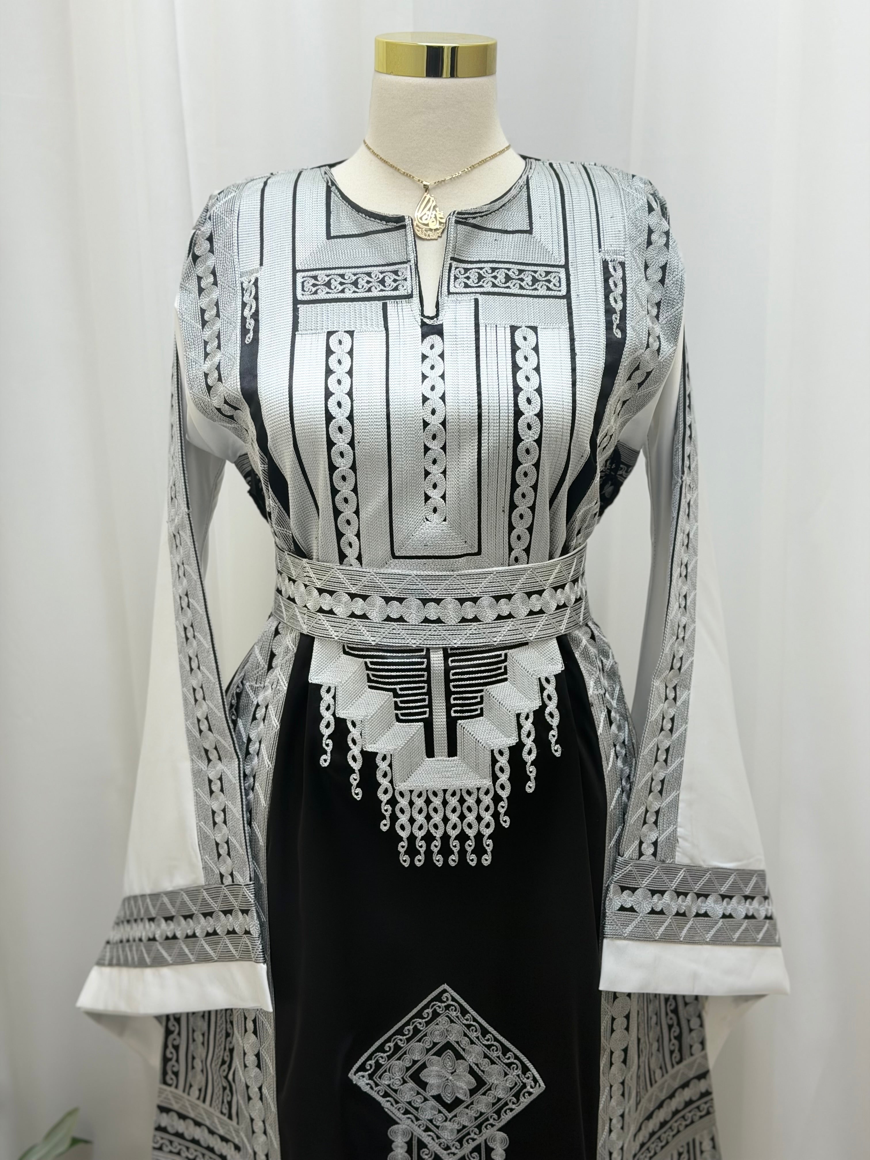Thobe Al-Aseeri Heritage