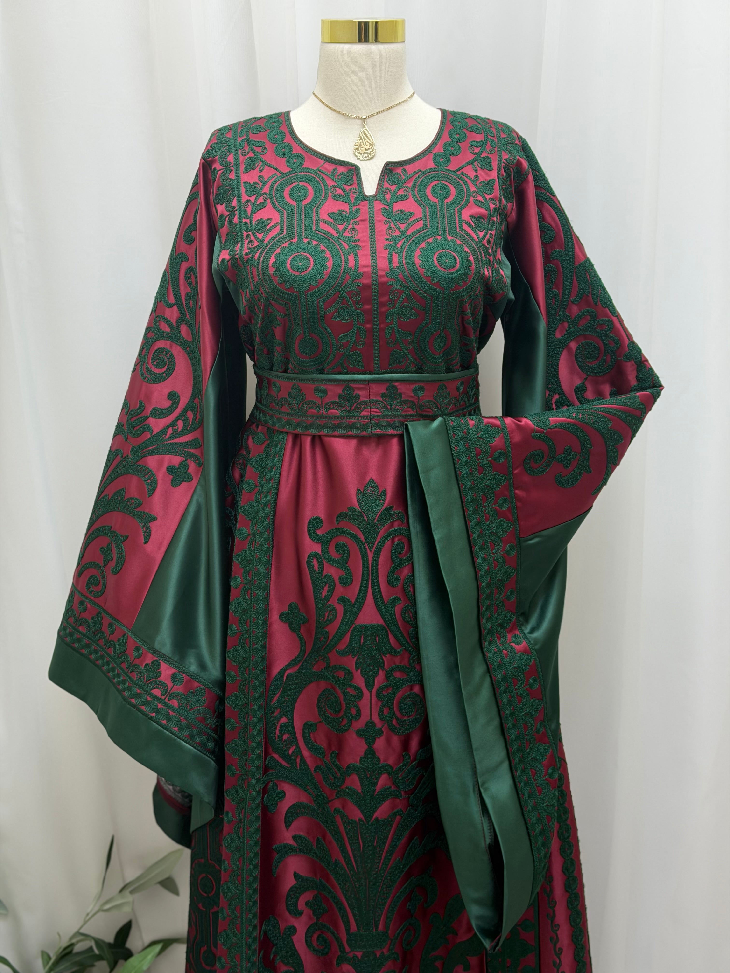 Thobe Jawharat Al-Zamrud