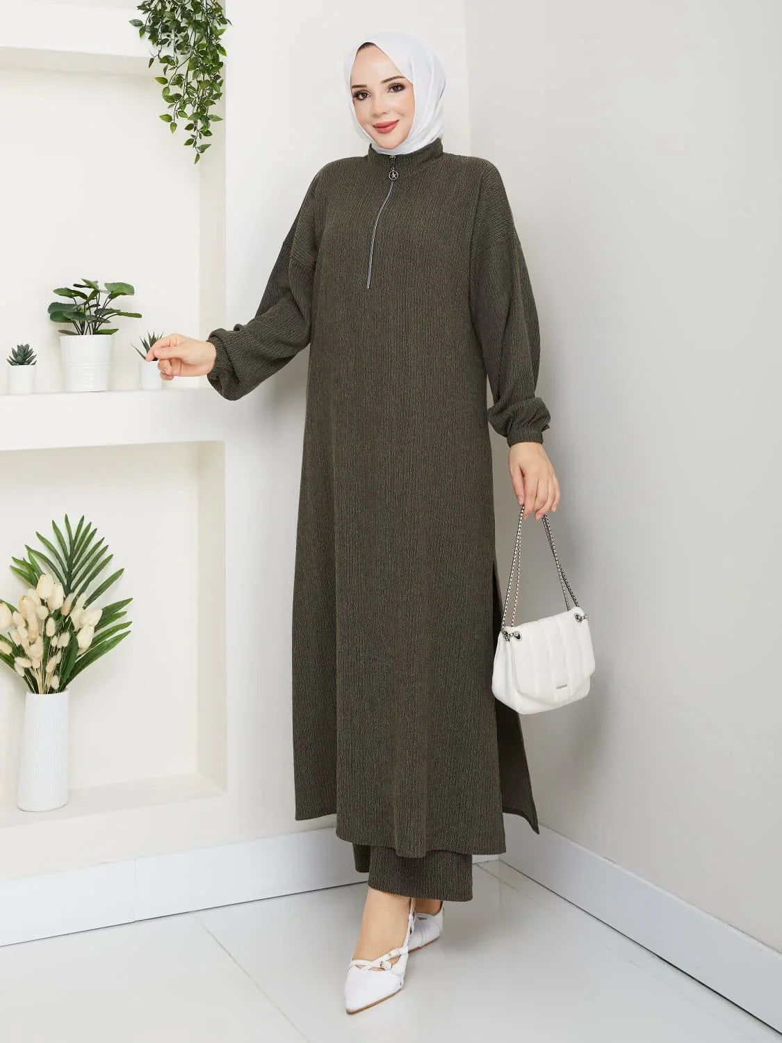 Cozy Ribbed Two-Piece Modest Set with Zipper - Palestinian Elegance Cozy Ribbed Two-Piece Modest Set with Zipper - Palestinian Elegance
