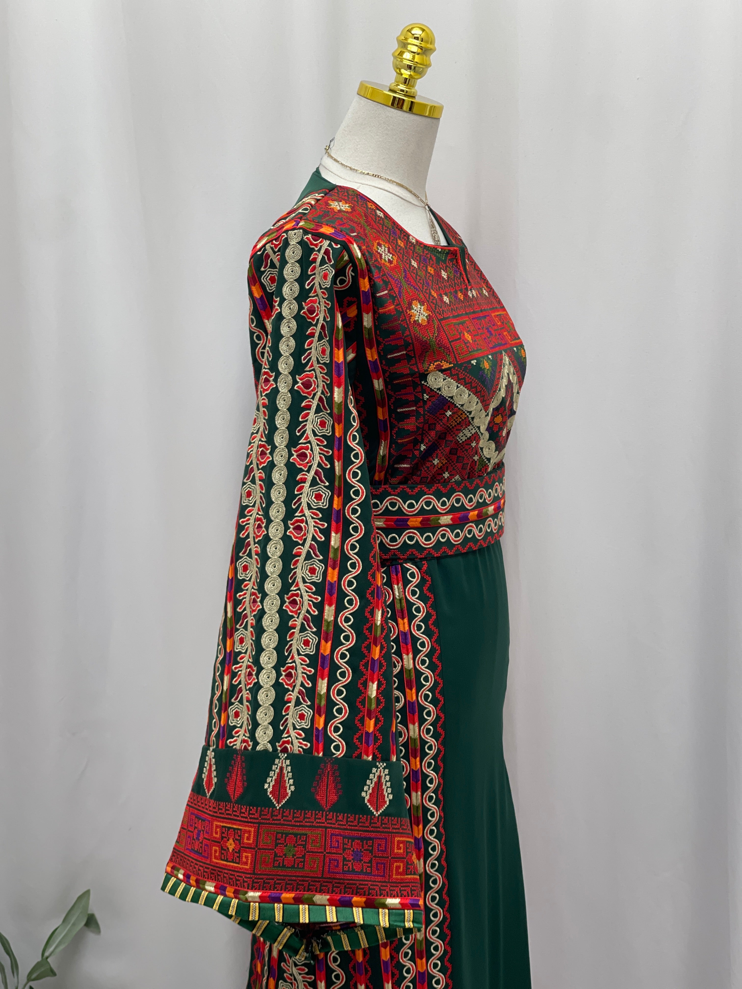Palestinian Heritage Elegance Embroidered Thobe