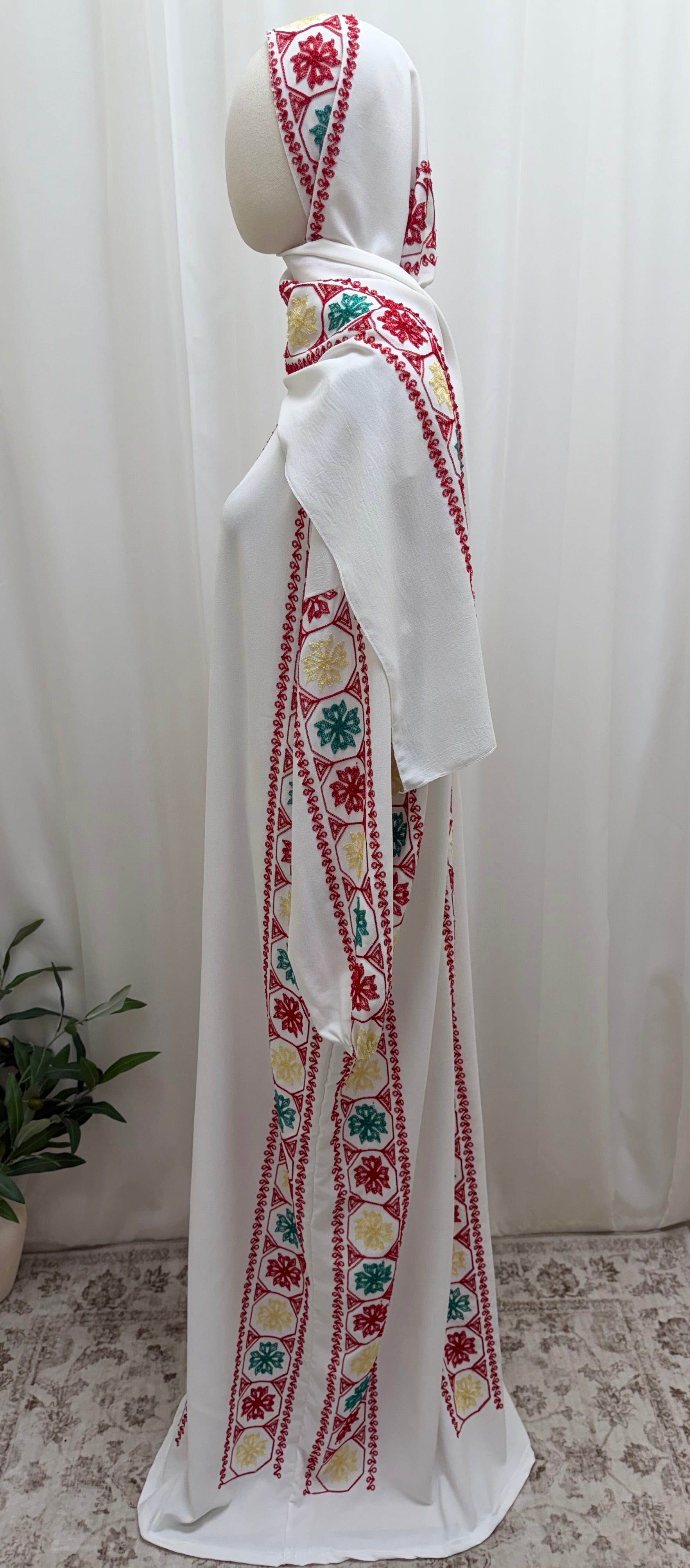 Embroidered Prayer Dress - Elegant Convenience for Modest Style