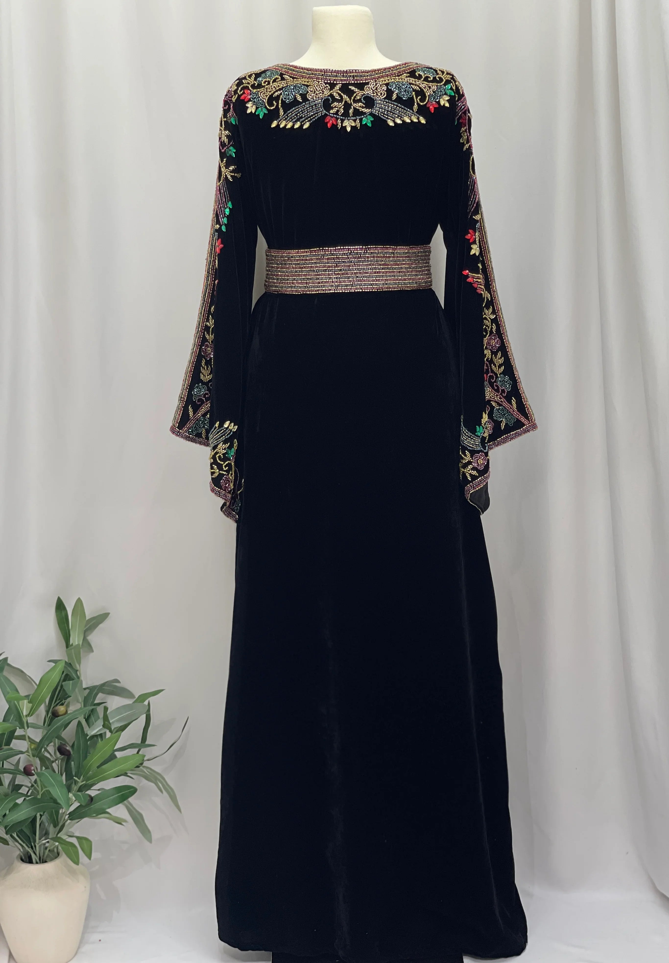 Sultana Beaded Velvet Thobe
