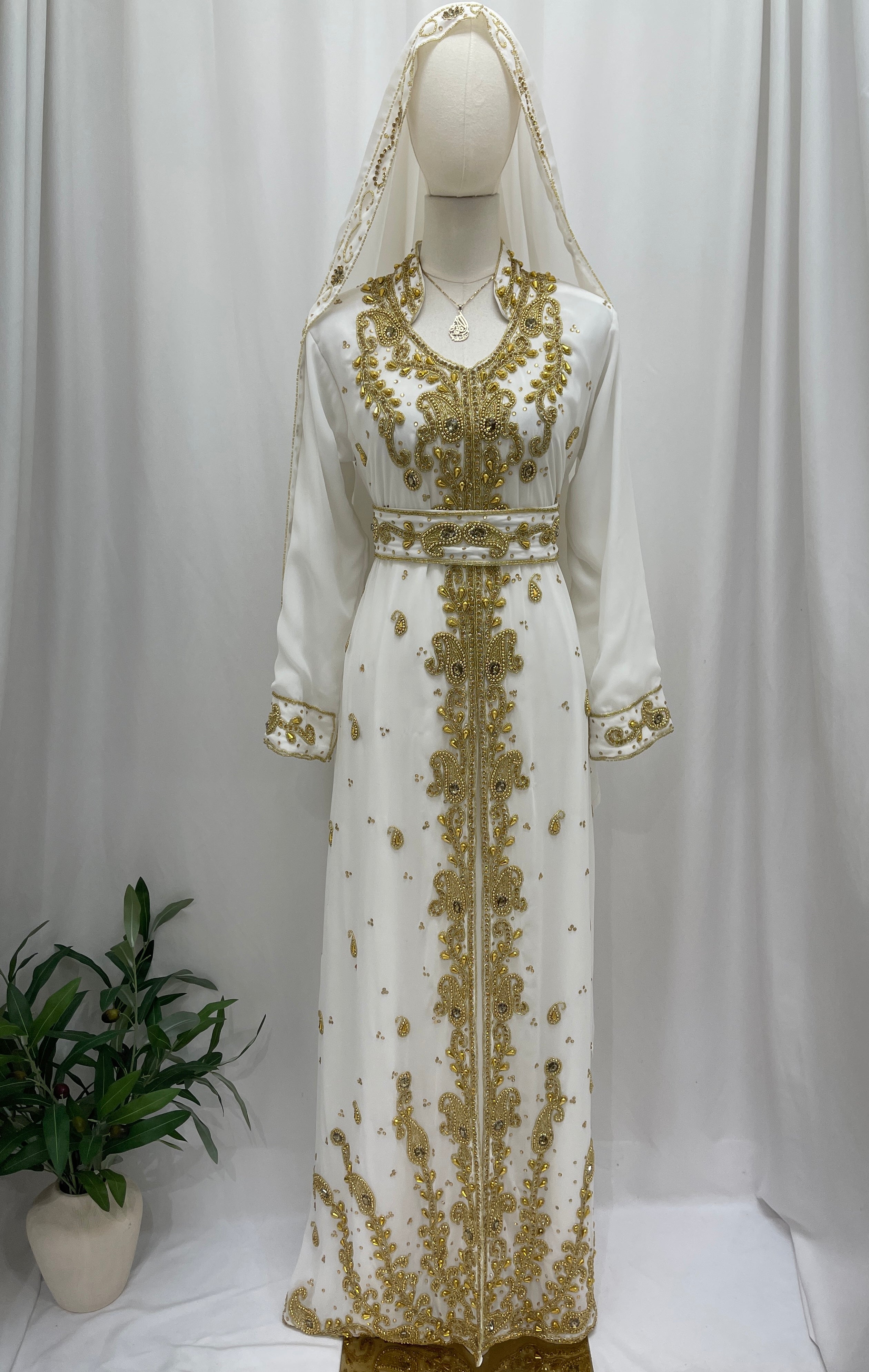 Noor Al Zahra Beaded Kaftan – Timeless Artisan Design