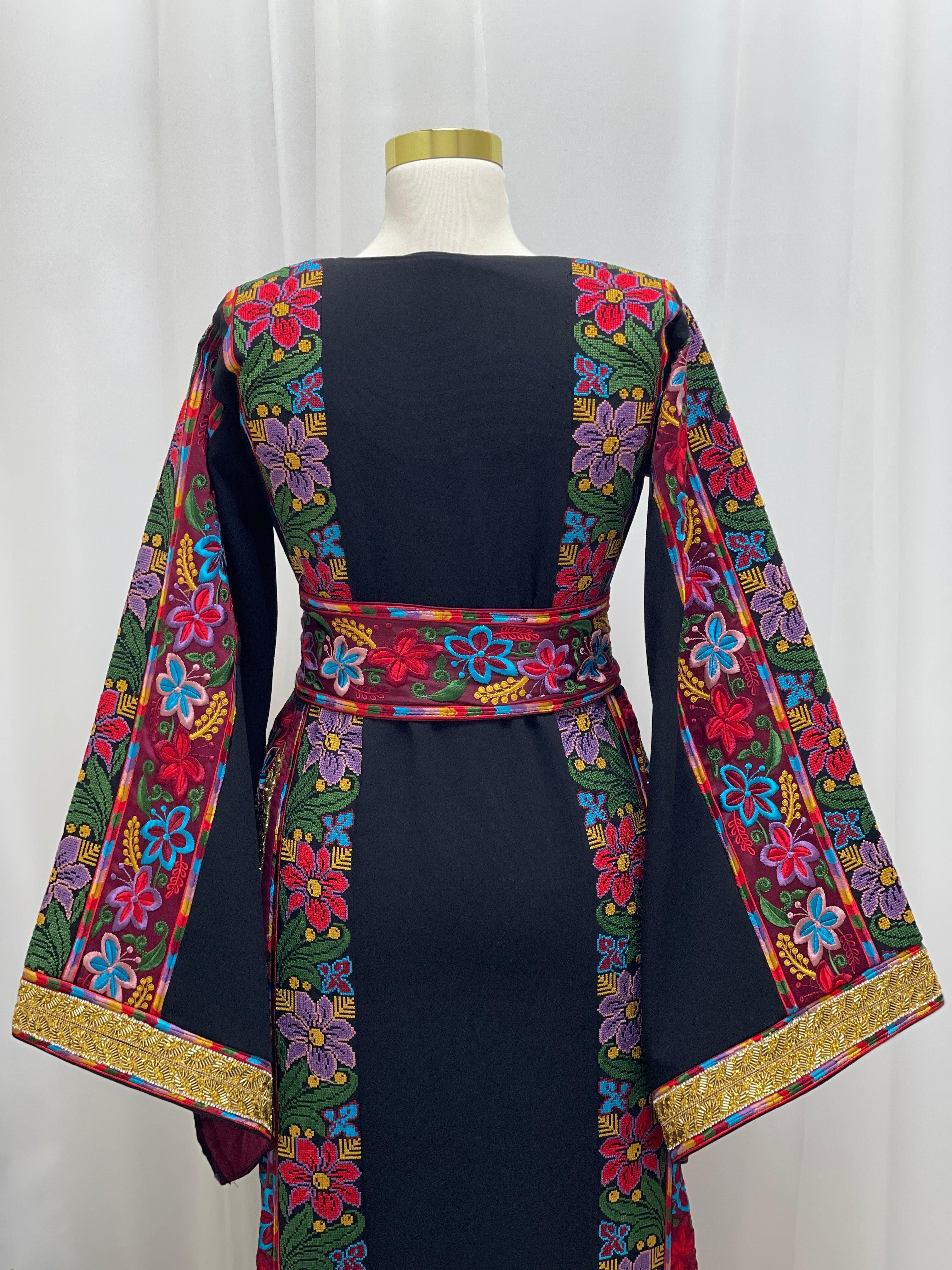 Nool Heritage Embroidered Thobe