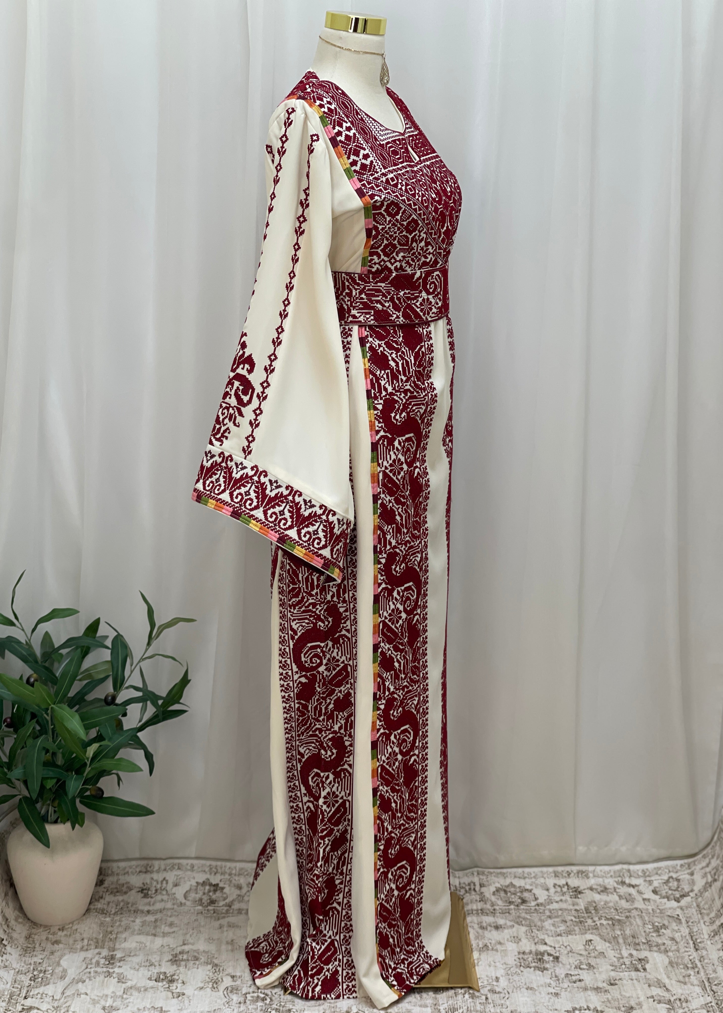 Dragon Heritage Embroidered Thobe