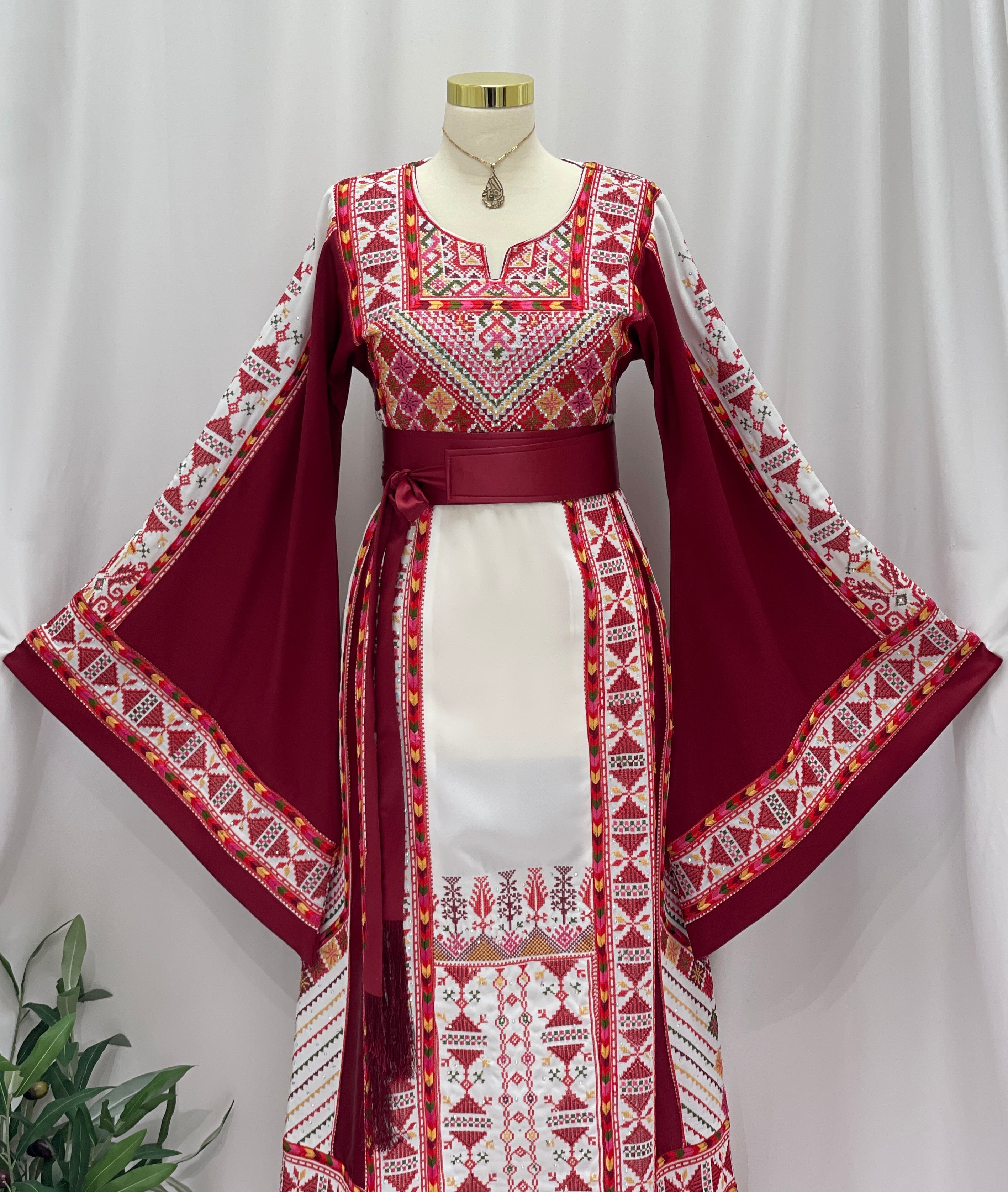 Thuraya Heritage Embroidered Thobe