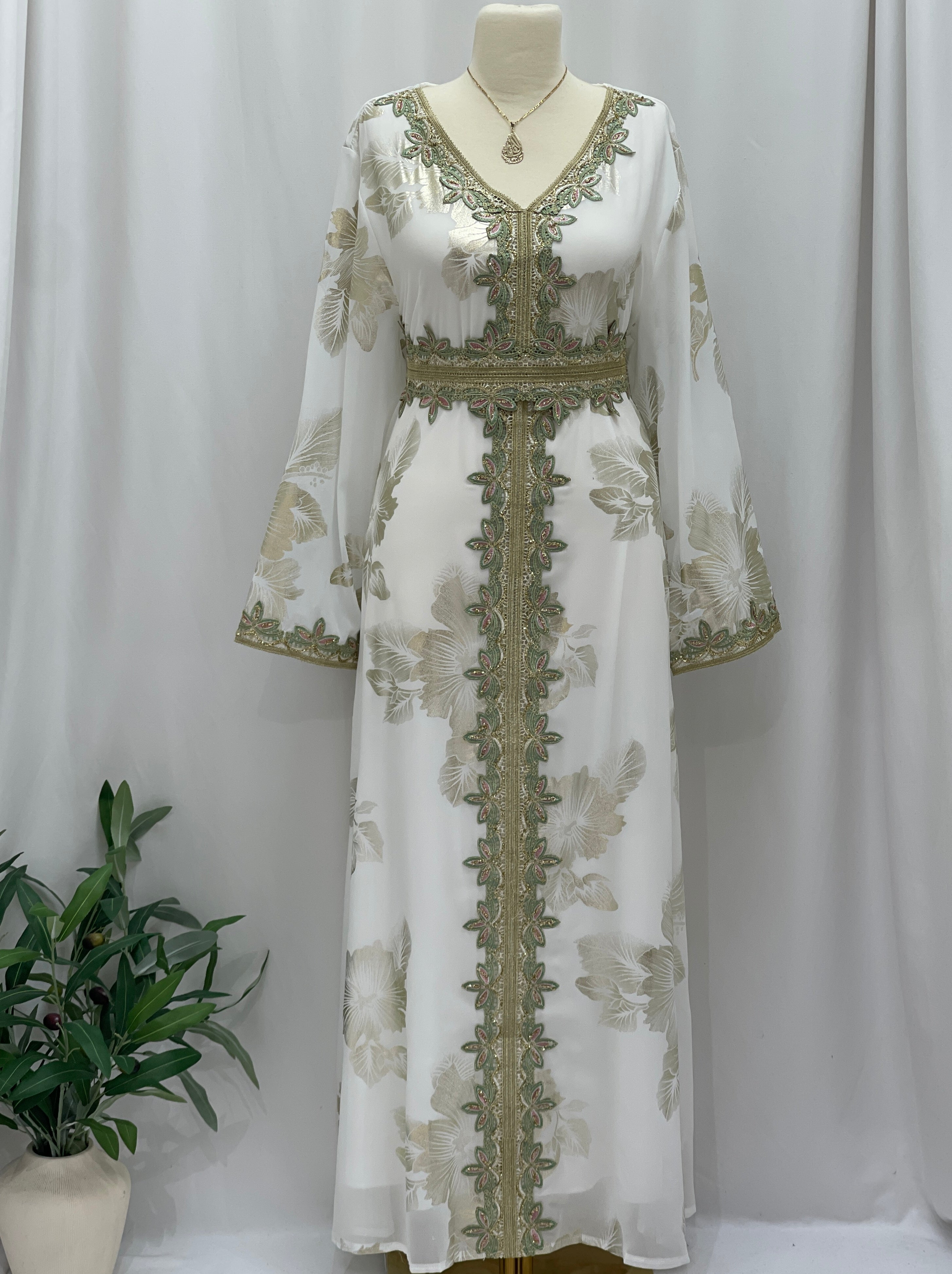 Ethereal Bloom Kaftan – Soft, Flowing Elegance