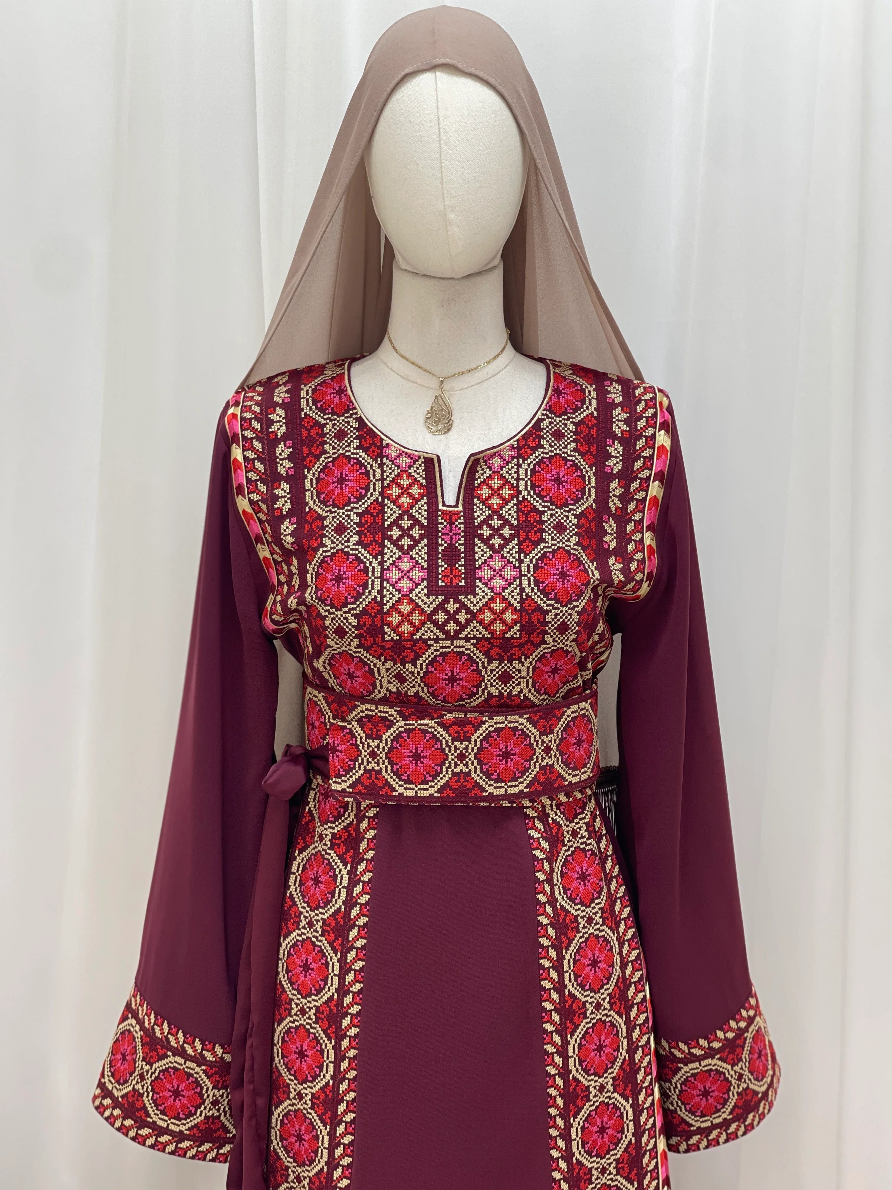 Zahra Heritage Embroidered Thobe