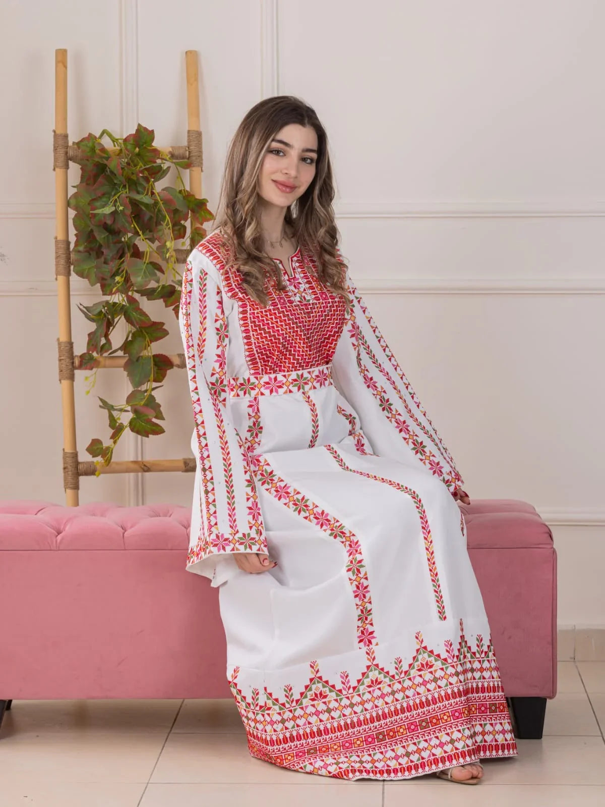 ثوب فلسطيني مطرز بسيط – زي تاتريز تقليدي