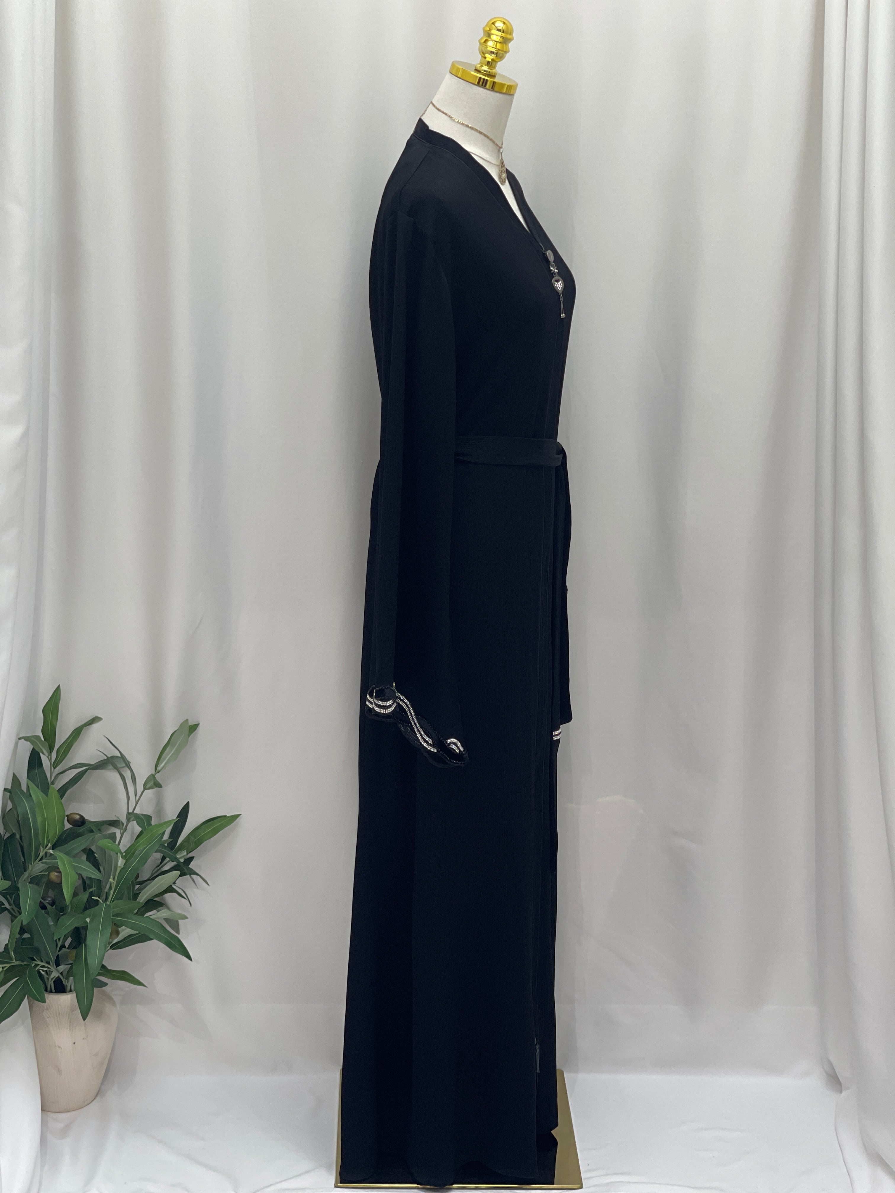 Sukoon Simply Abaya