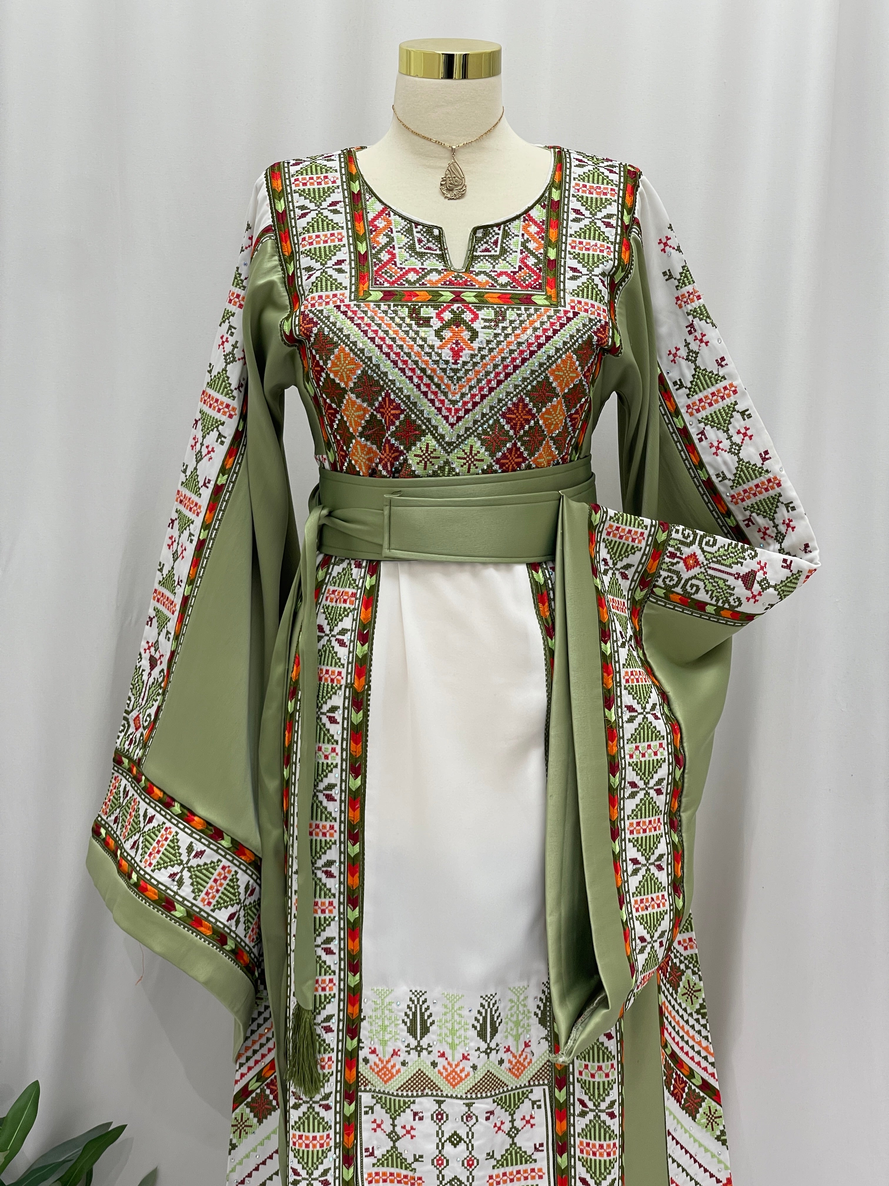 Palestinian Embroidered Olive Thobe – Heritage Elegance