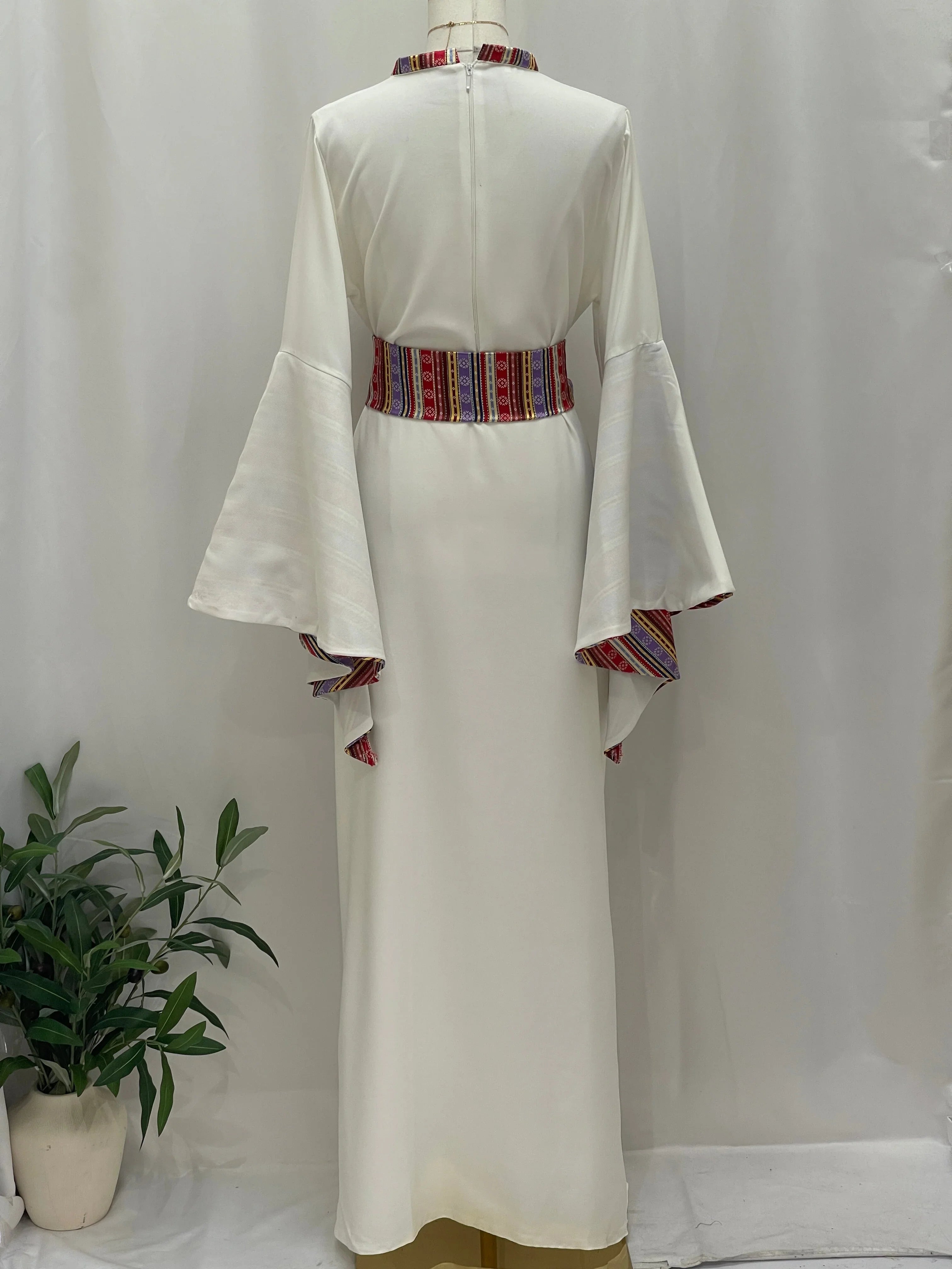 Al-Mais Thobe: A Perfect Choice For Everyday Wear or Special Occasions - Palestinian Elegance