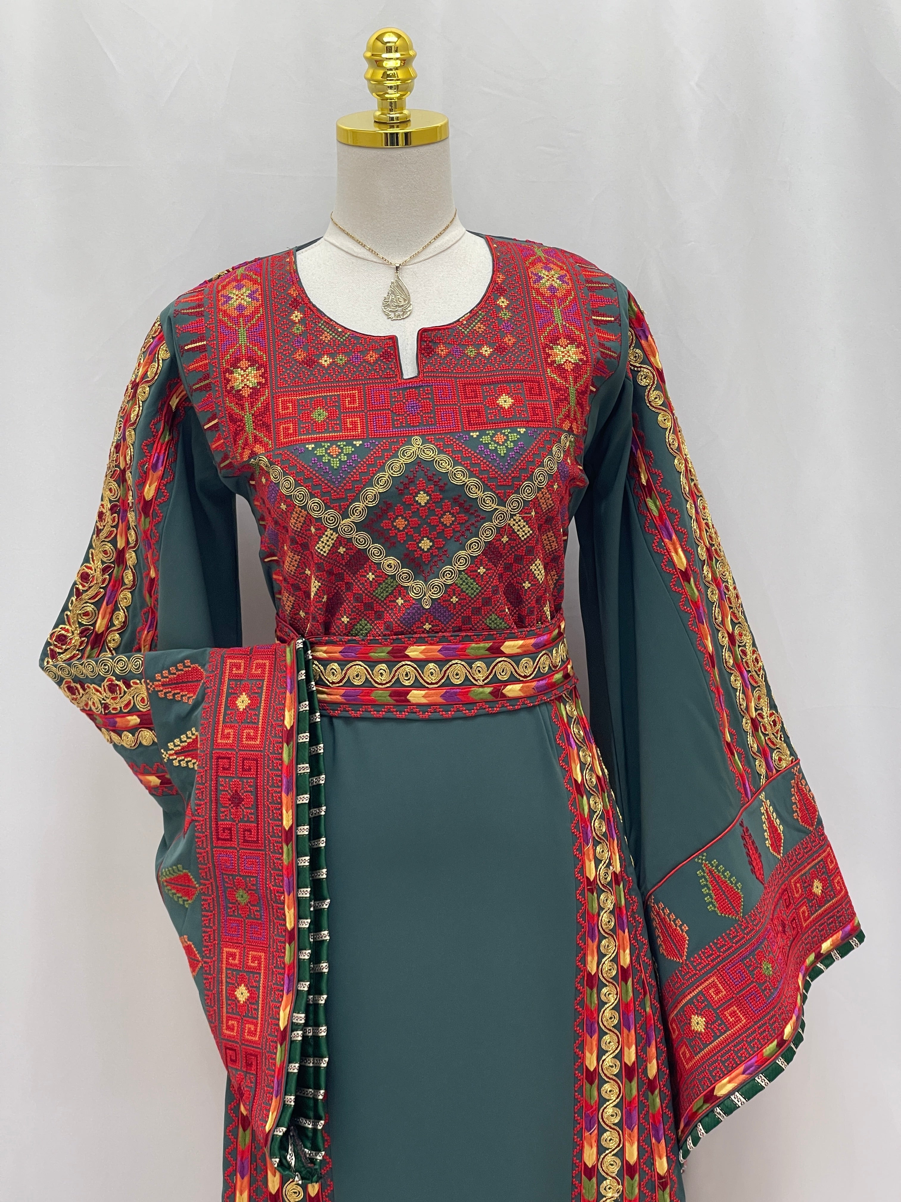 Almajed Embroidered Thoub: A Timeless Piece That Embodies Elegance And Majesty Palestinian Elegance