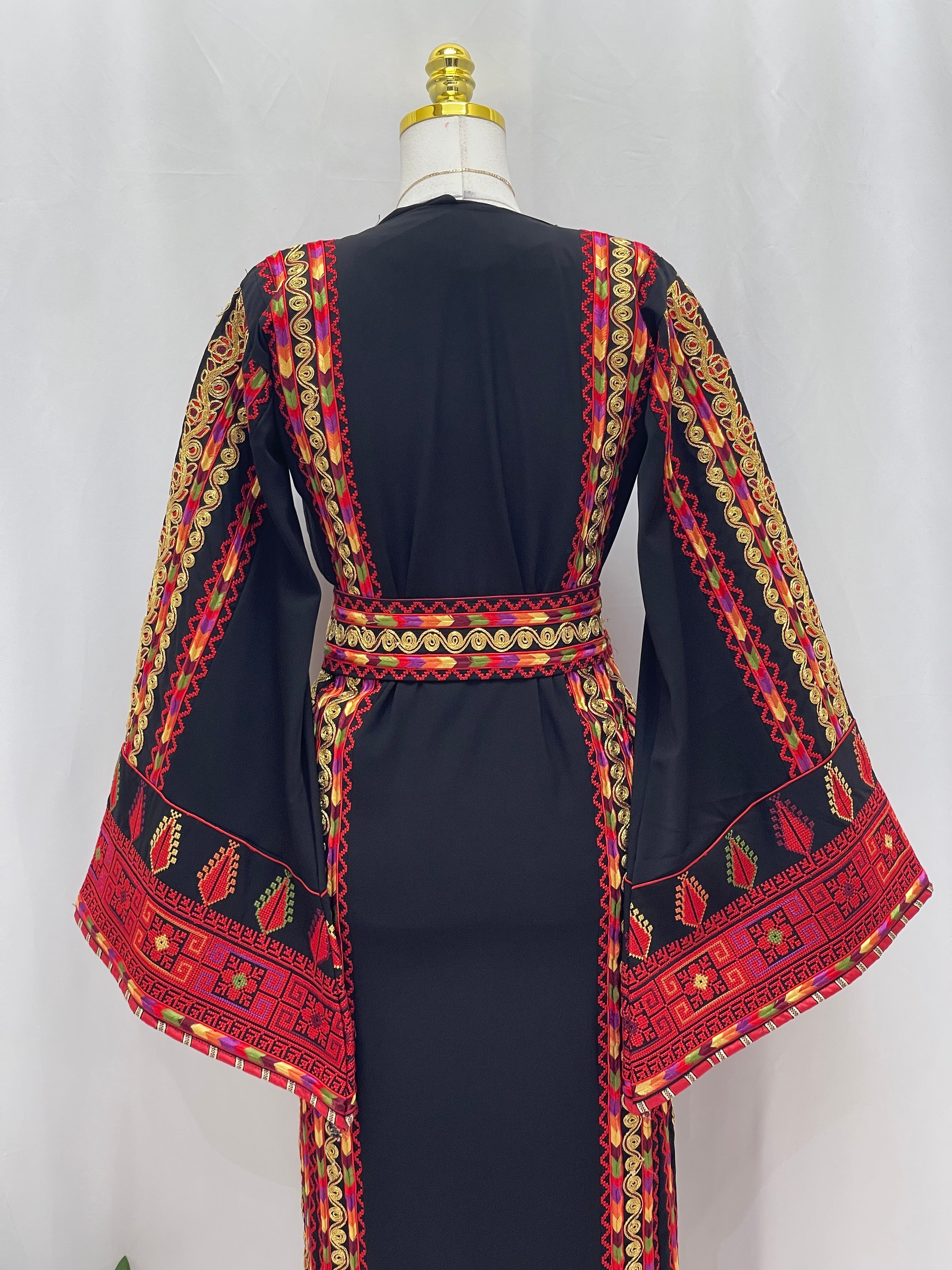 Almajed Embroidered Thoub: A Timeless Piece That Embodies Elegance And Majesty Palestinian Elegance