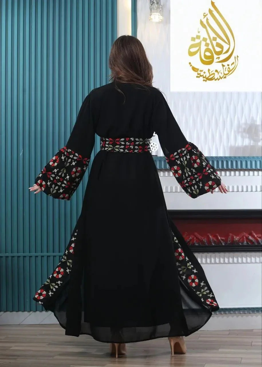 Atik Embroidered Bisht - Palestinian Elegance