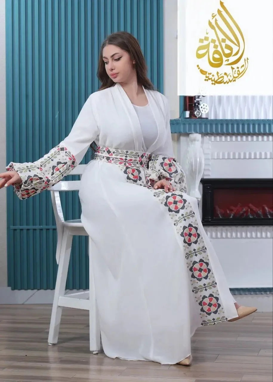Atik Embroidered Bisht - Palestinian Elegance