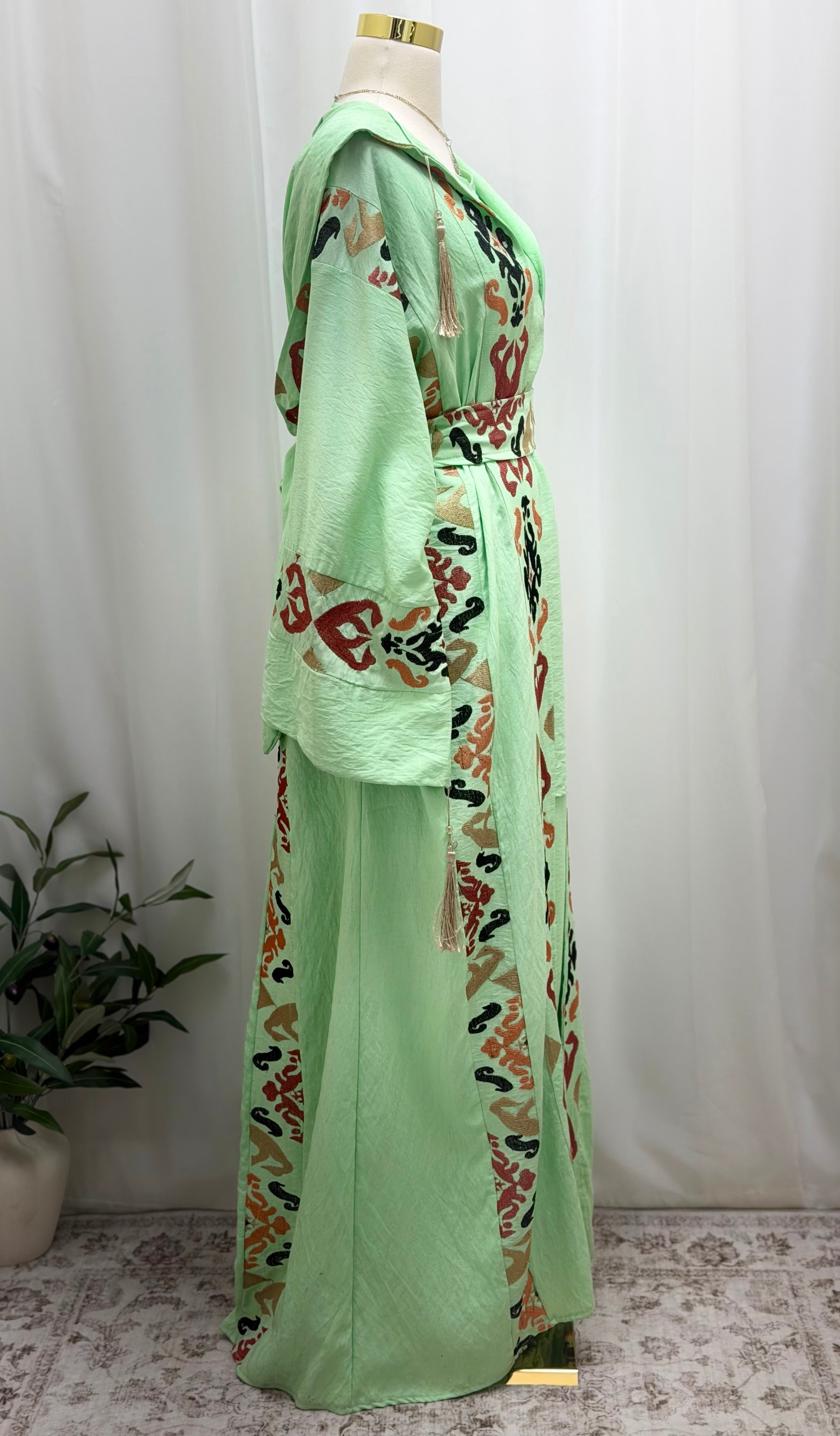 3-Piece Lightweight Soft Linen Women's Abaya Set - Modern and Comfortable Design