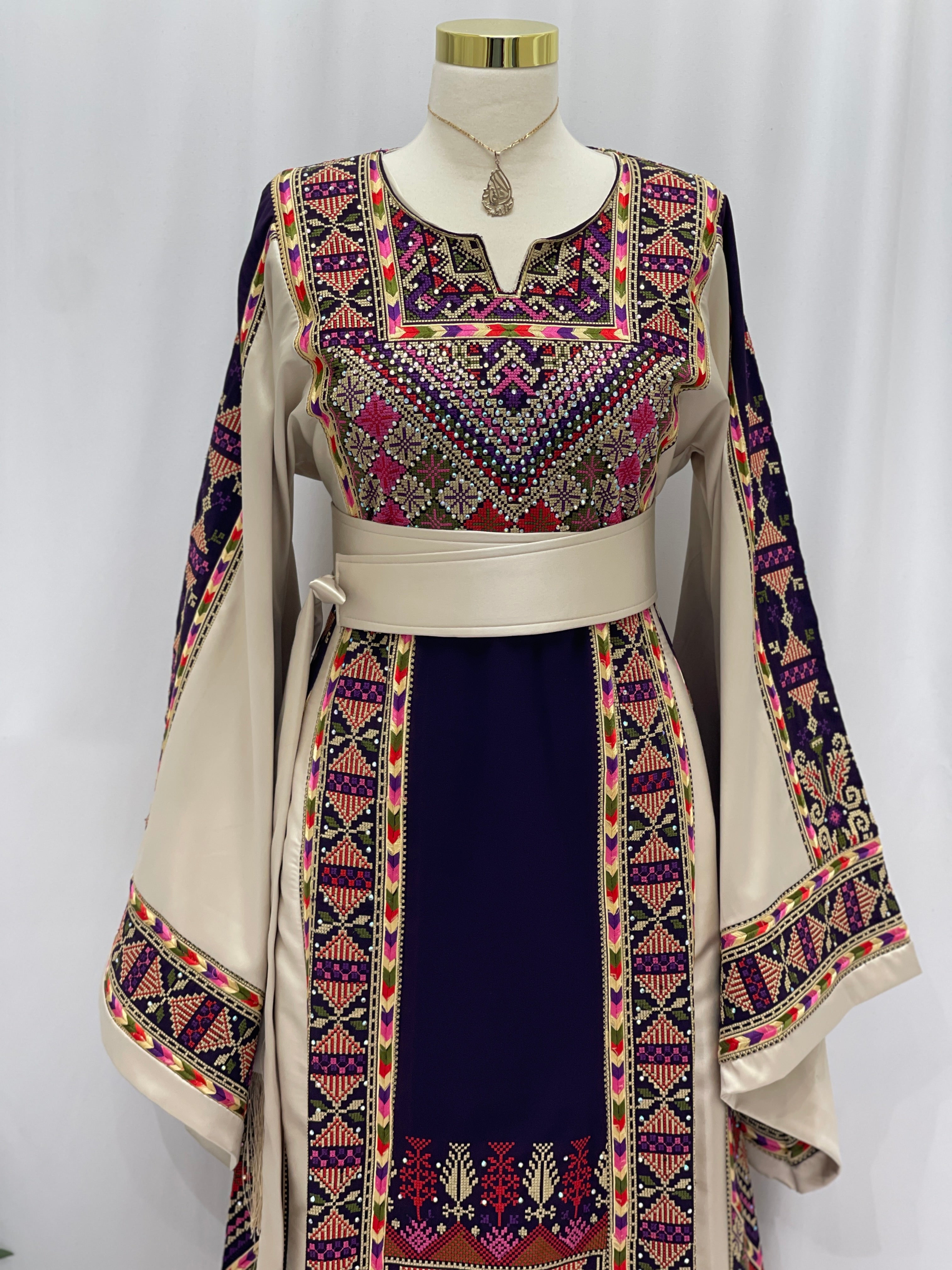 Diwan Embroidered Thoub | Elegant Heritage Palestinian Wear