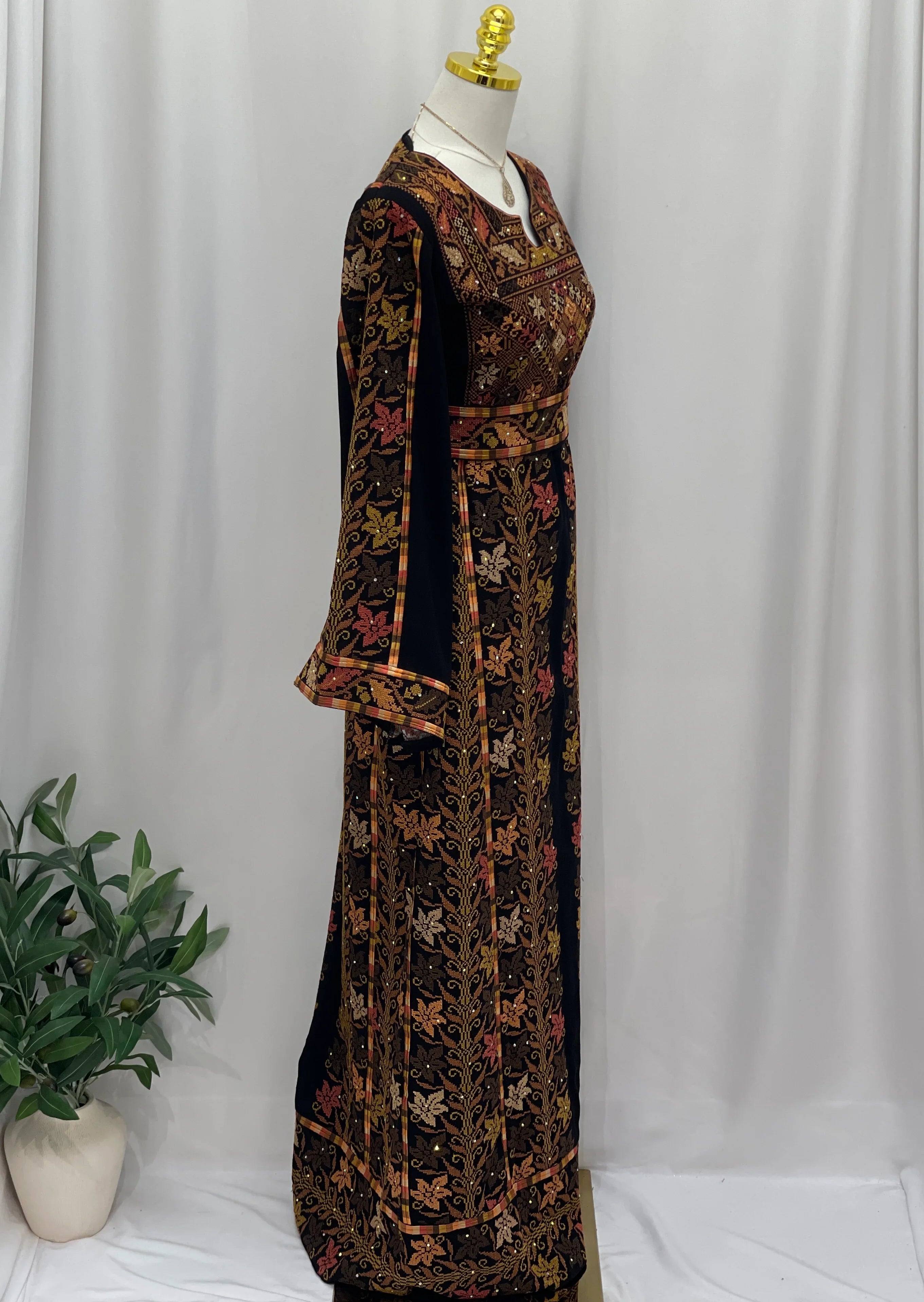 ثوب زهرة الفلسطينيين