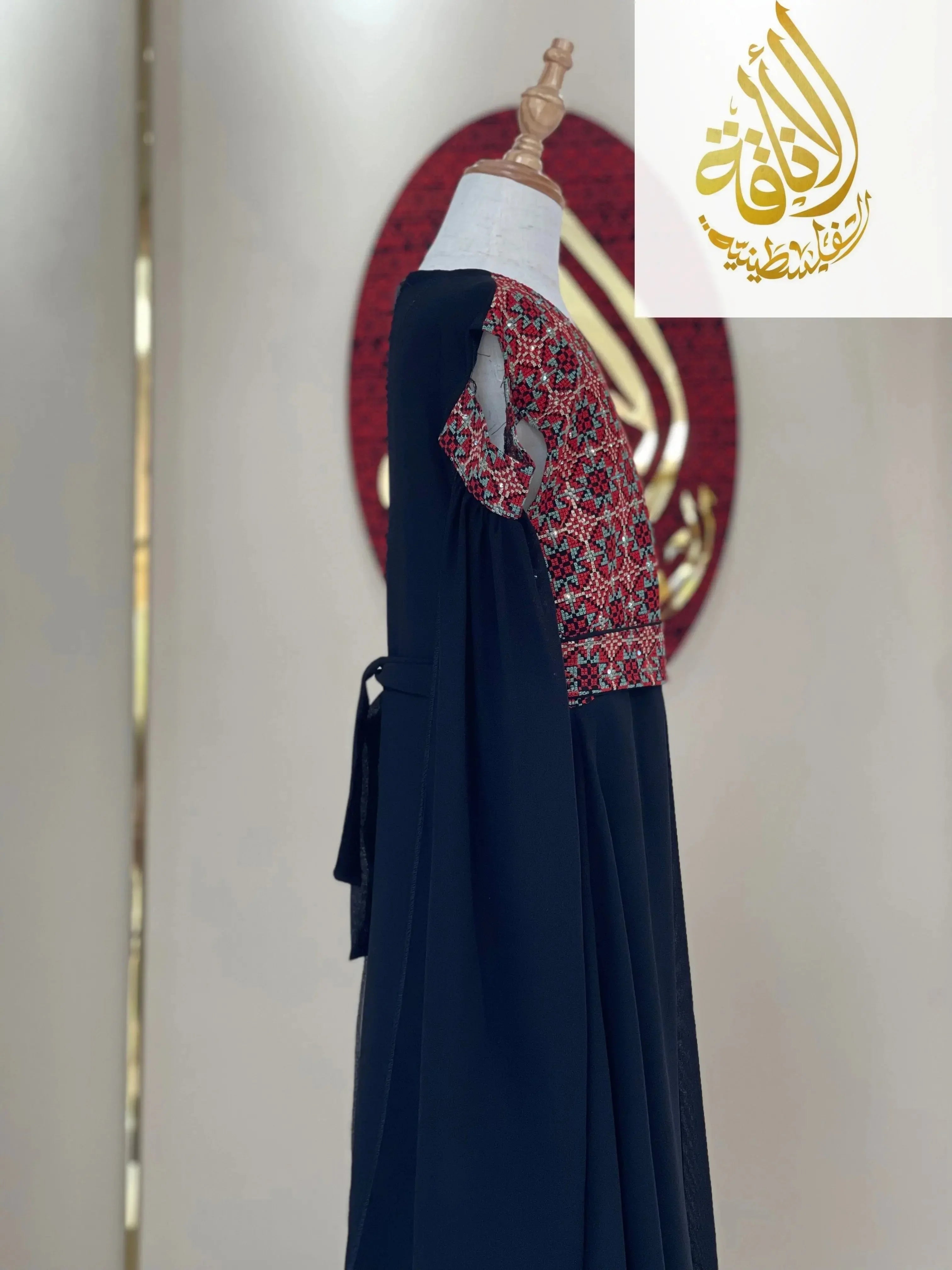 Charming Girls Embroidered Dress: Elegance & Comfort for Every Occasion Palestinian Elegance