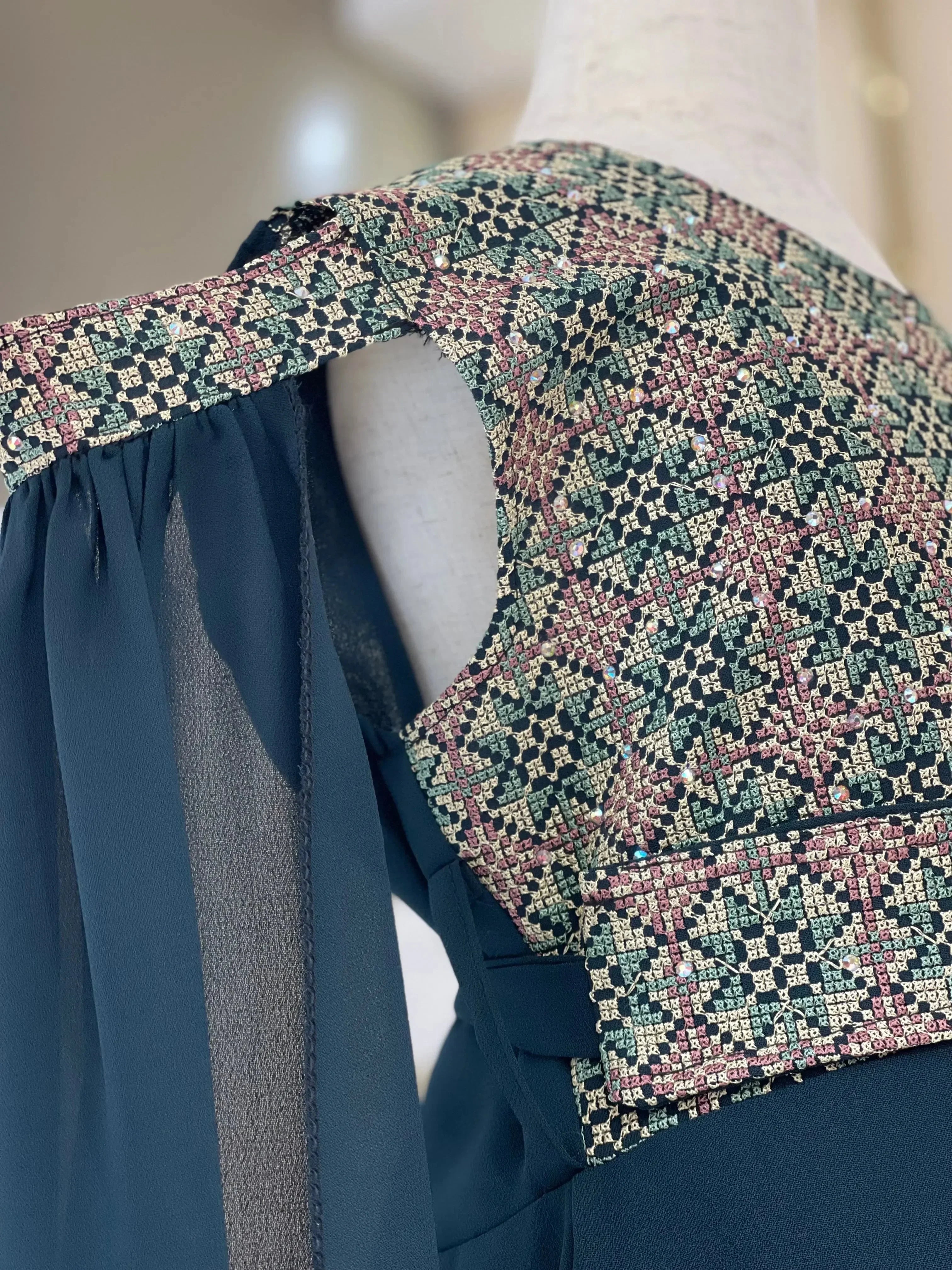 Charming Girls Embroidered Dress: Elegance & Comfort for Every Occasion Palestinian Elegance