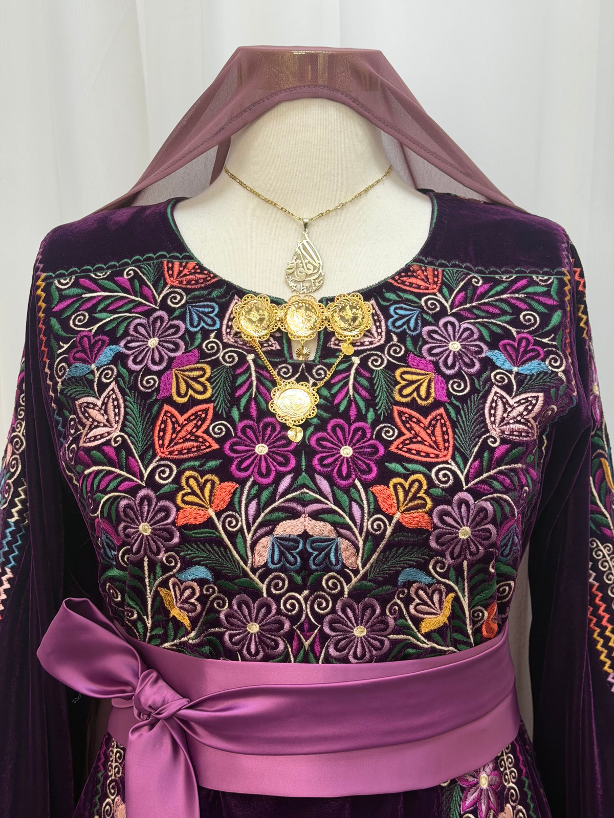 Noul Embroidered Velvet Thobe