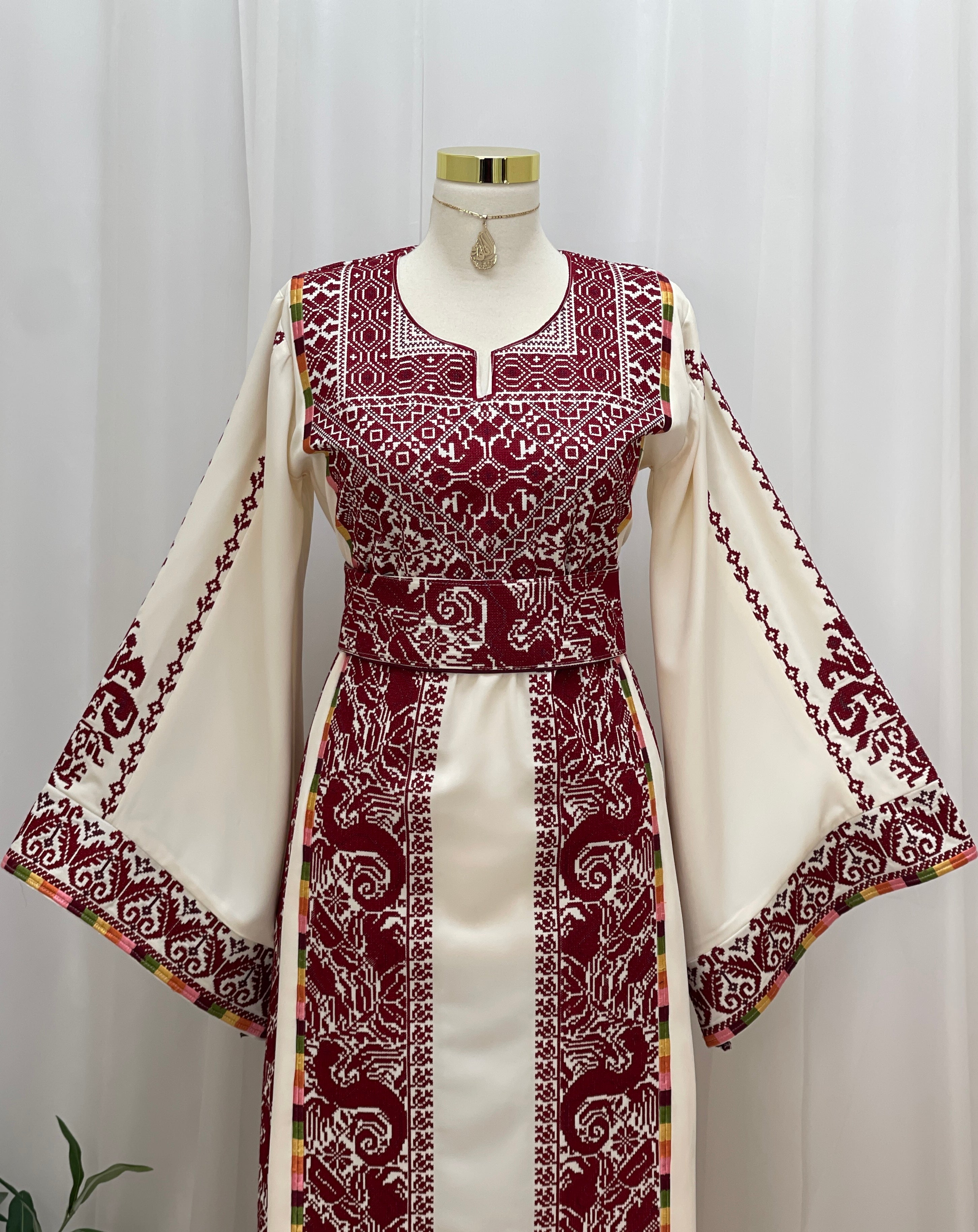 Dragon Heritage Embroidered Thobe