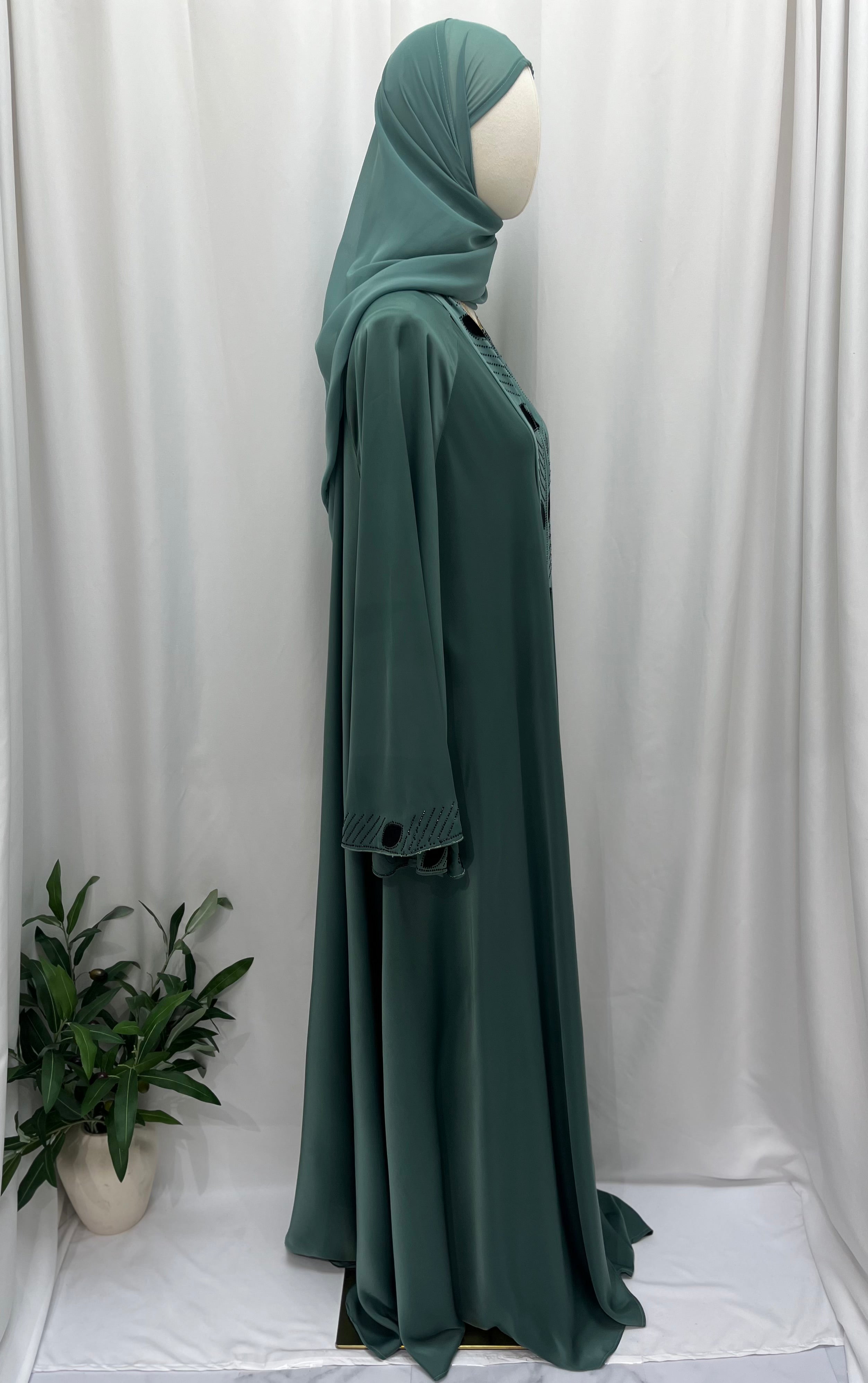 Abaya Narjis