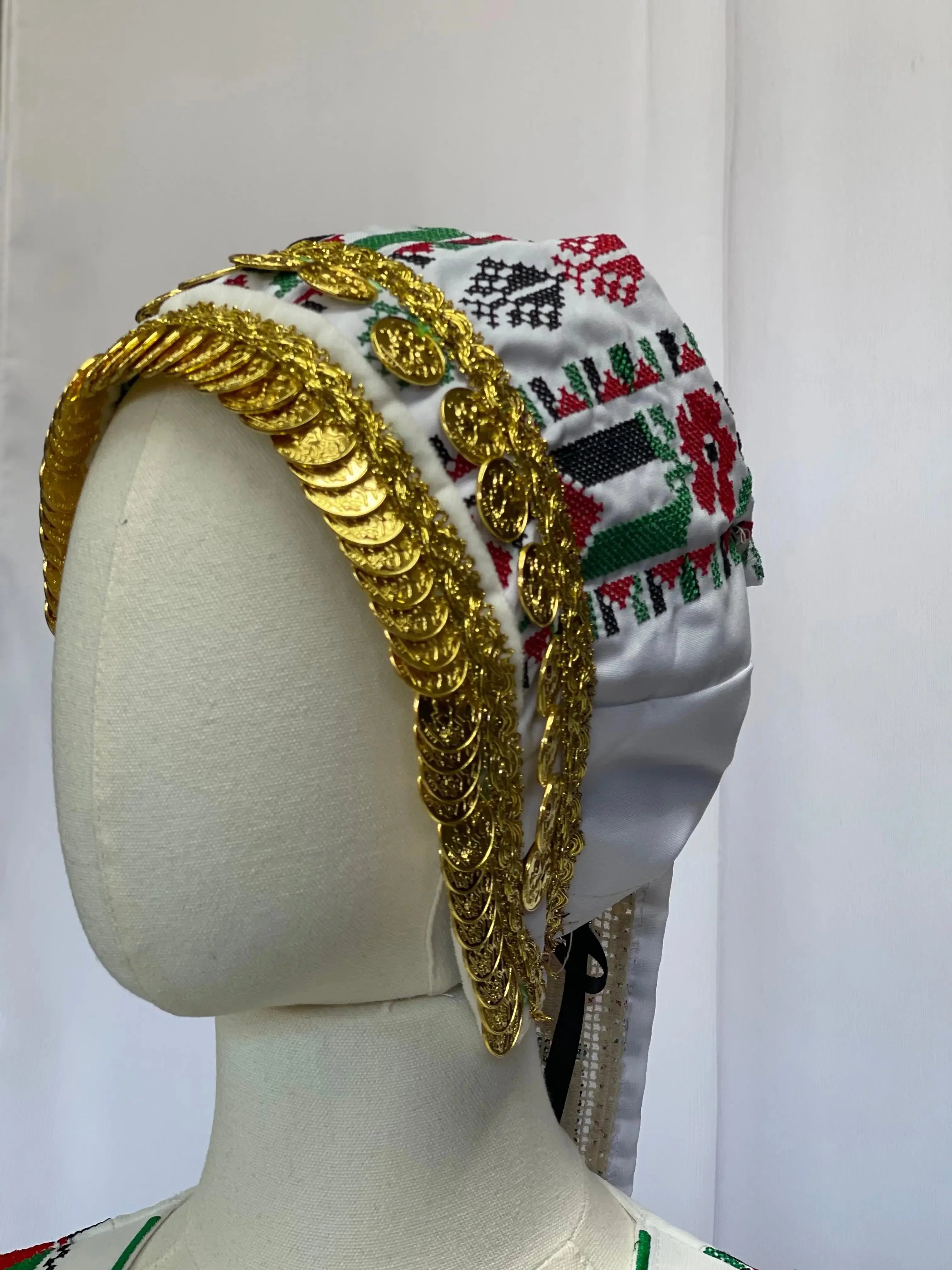 Elegant Embroidered Awka Liras: A Fashion Essentialf Palestinian Elegance