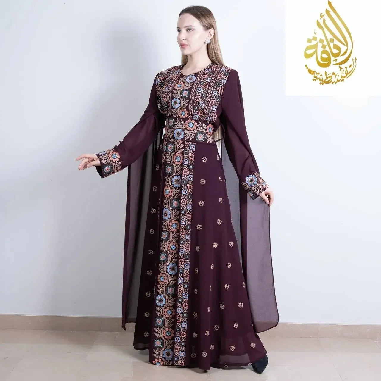 Elegant Embroidered Dress: Sophisticated Style for Any Occasion Palestinian Elegance