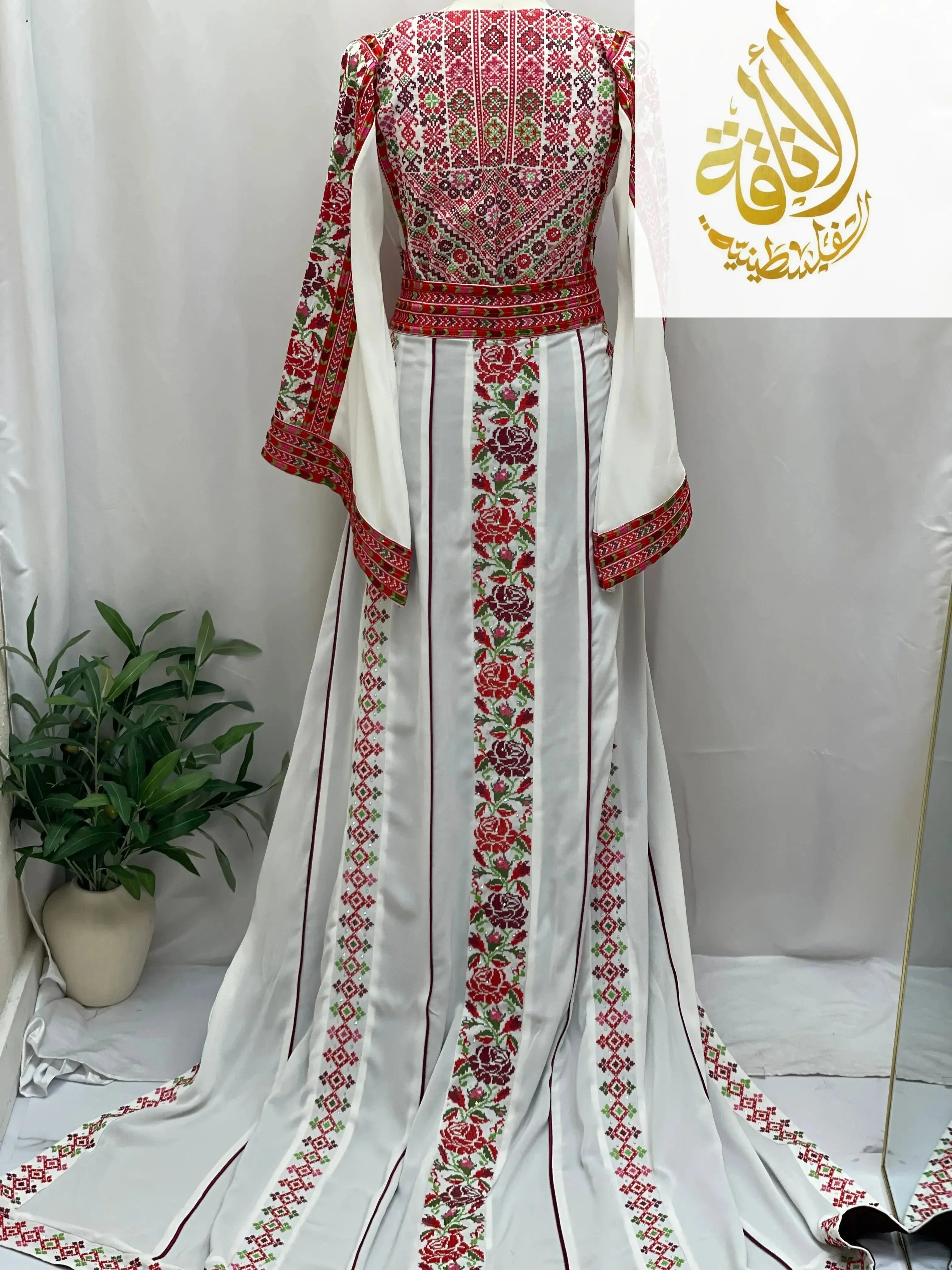 Embroidered Floral Bridal Thoub - Elegance for Your Special Day - Palestinian Elegance