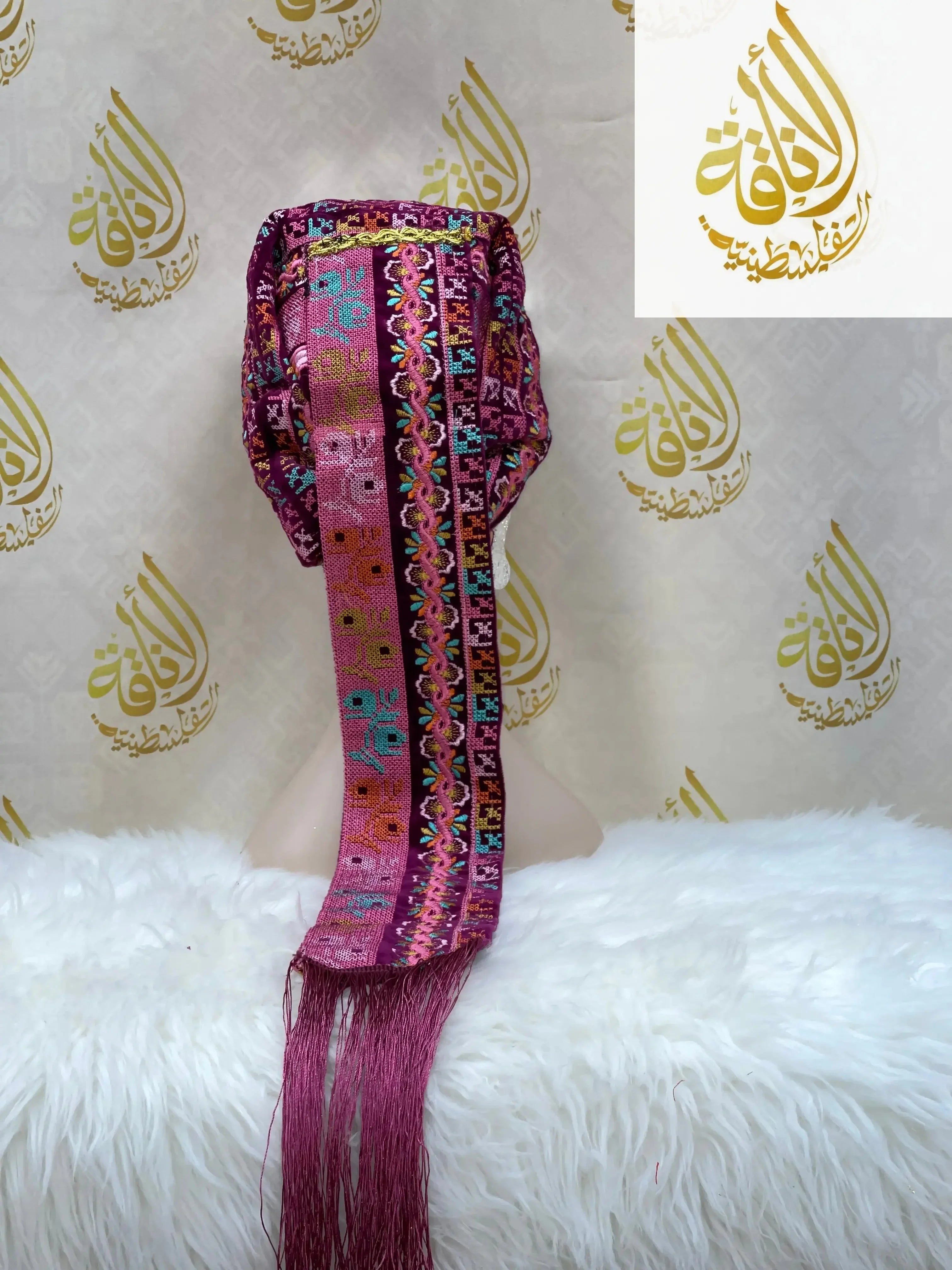 Exquisite Craftsmanship: Authentic Silver Liras Awka Palestinian Elegance