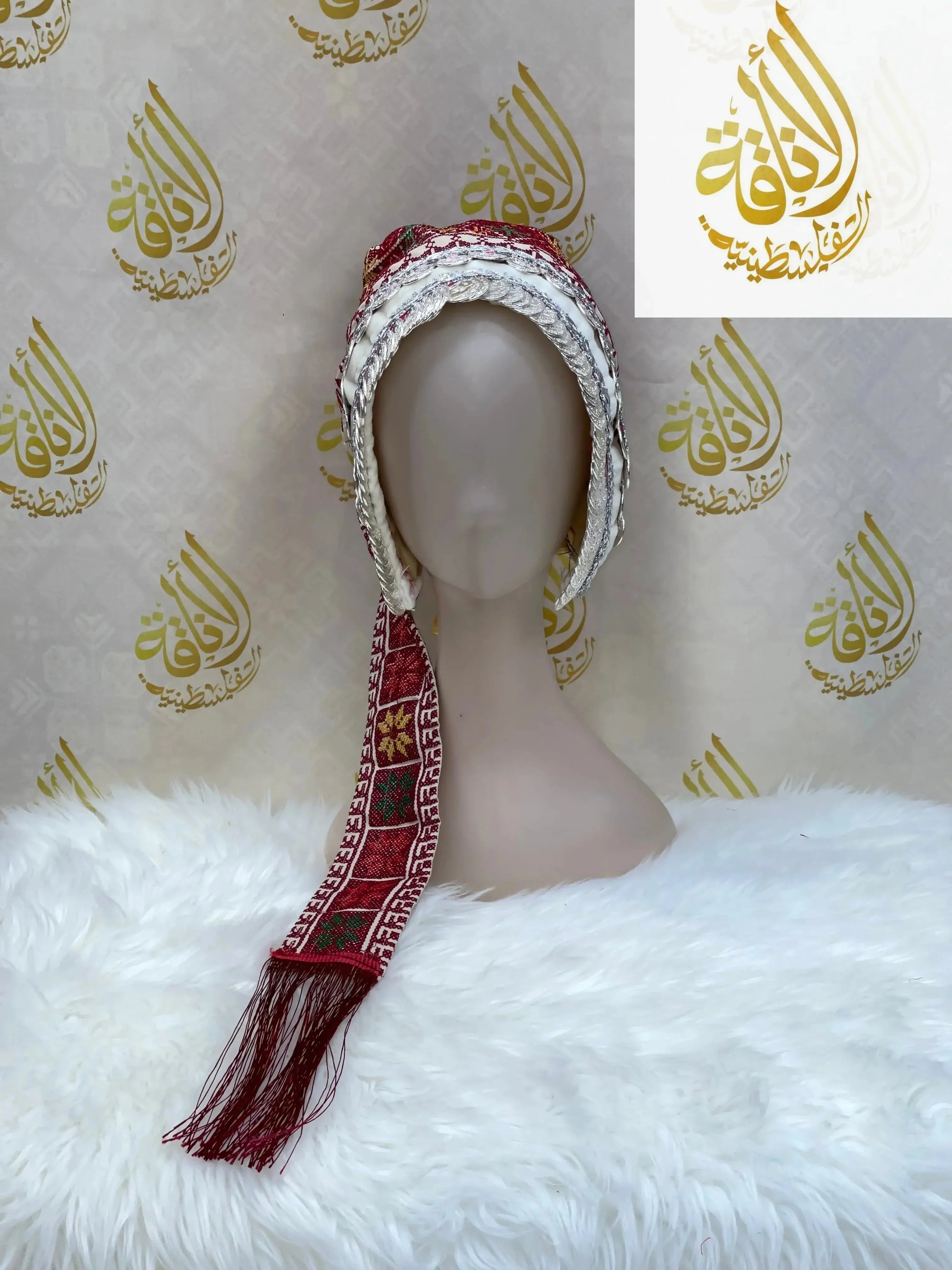 Exquisite Craftsmanship: Authentic Silver Liras Awka Palestinian Elegance