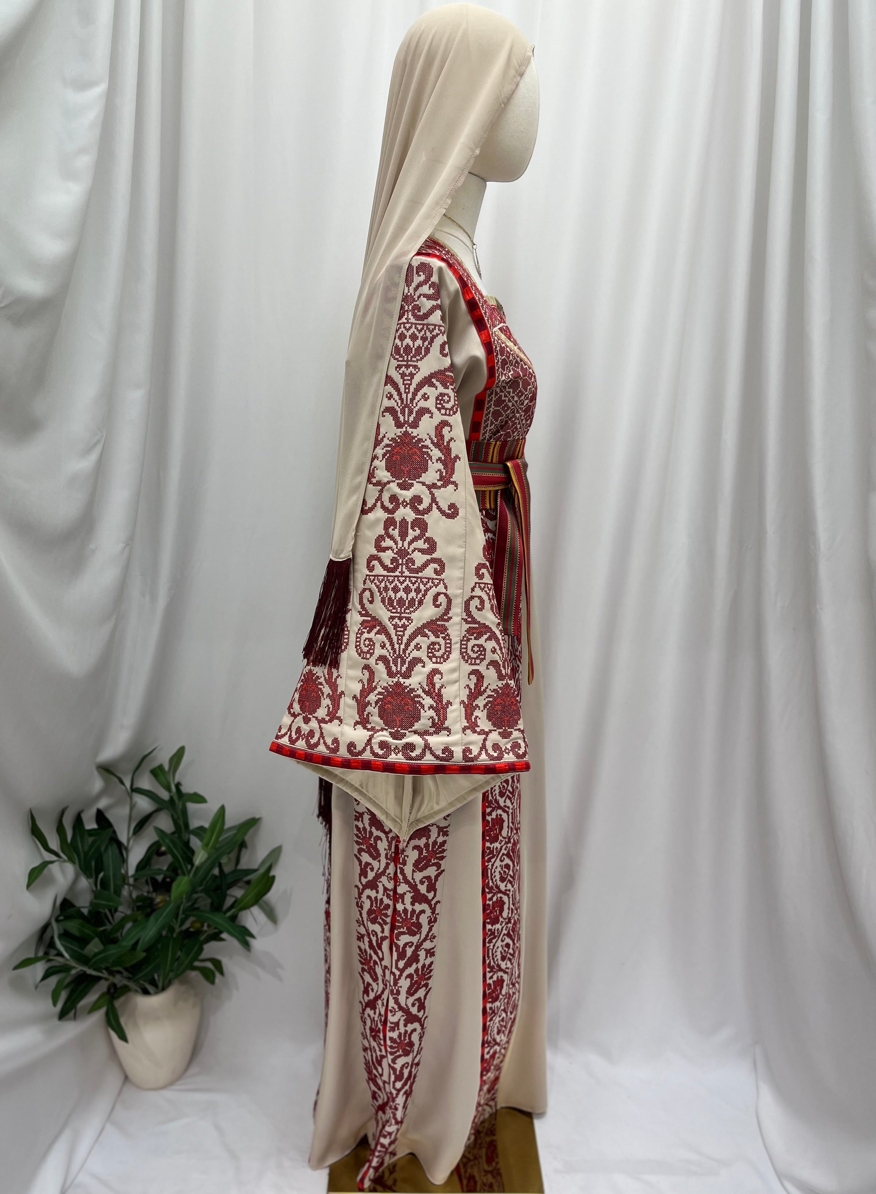 Traditional Palestinian Embroidered Thobe – with Saiah Belt