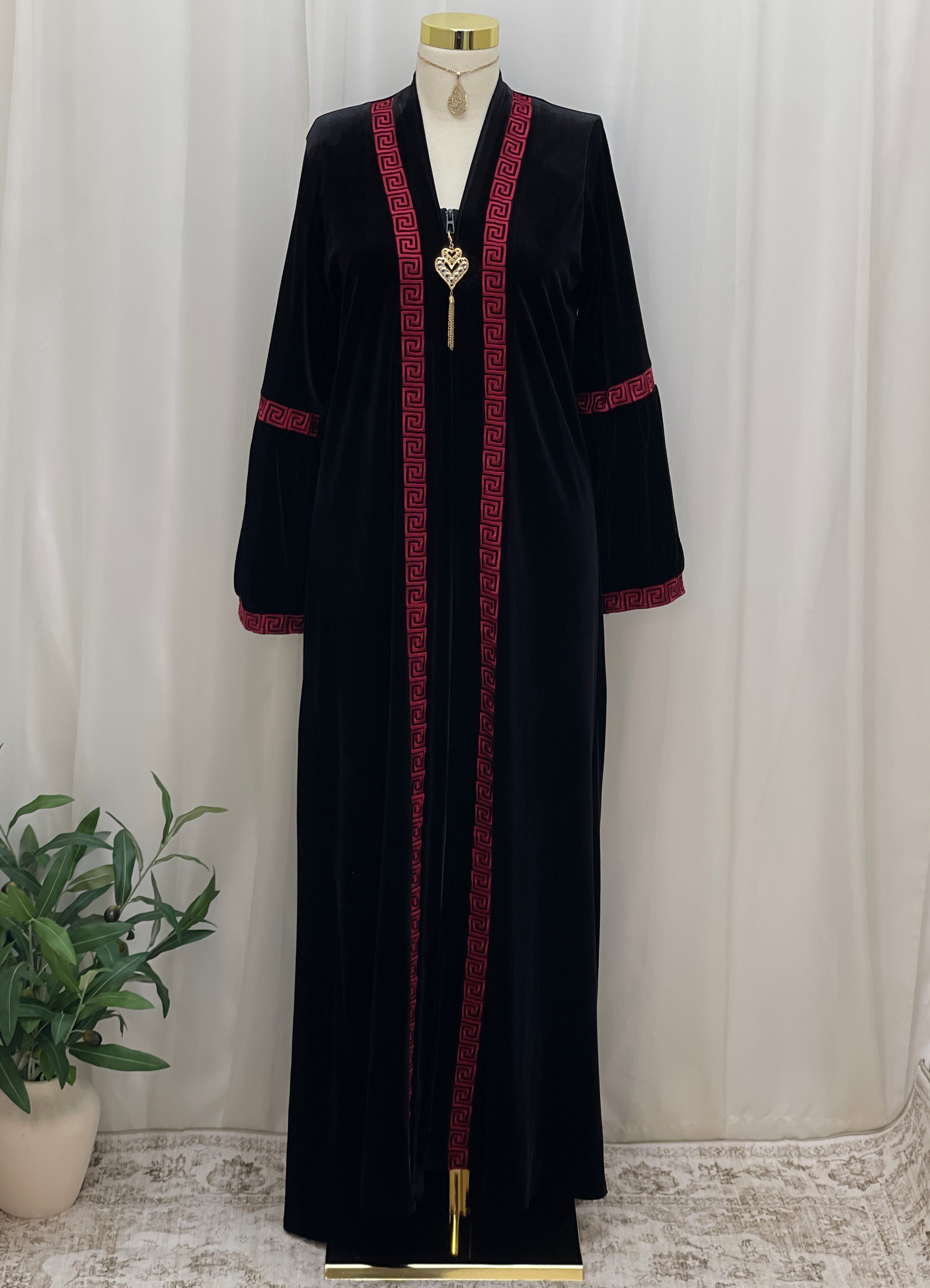 Aurelia Velvet Abaya