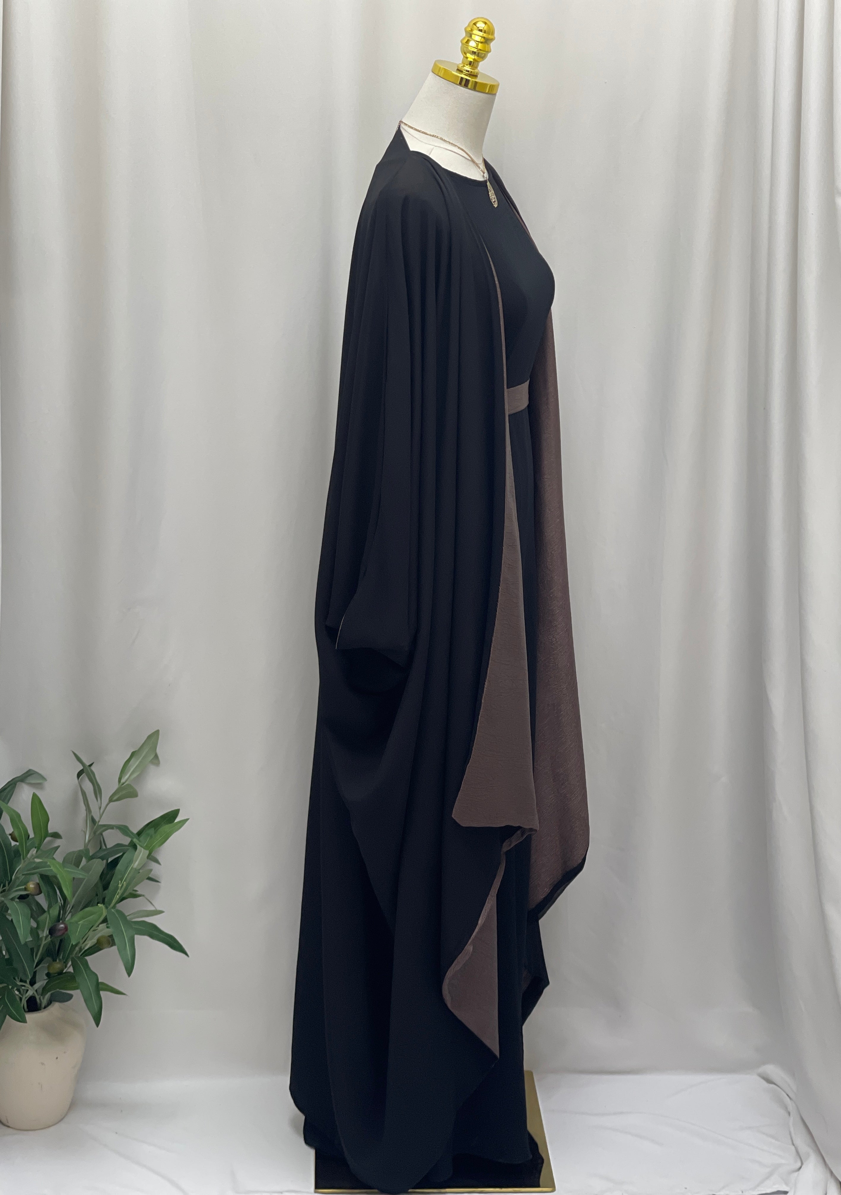 Reversible Satin-Crepe Abaya