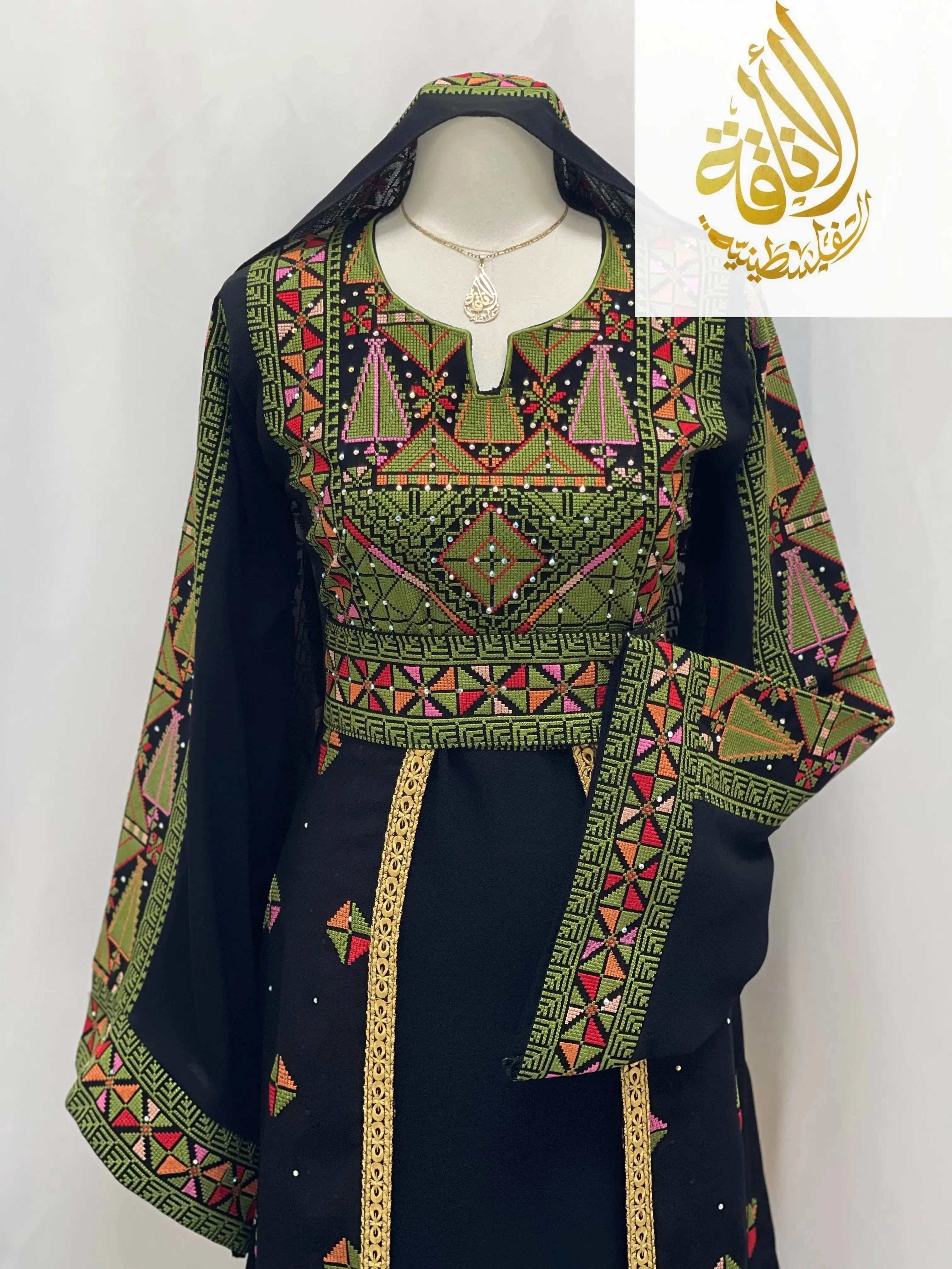 Falahi thoub with overskirt Embroidered Dress and khirka - Palestinian Elegance