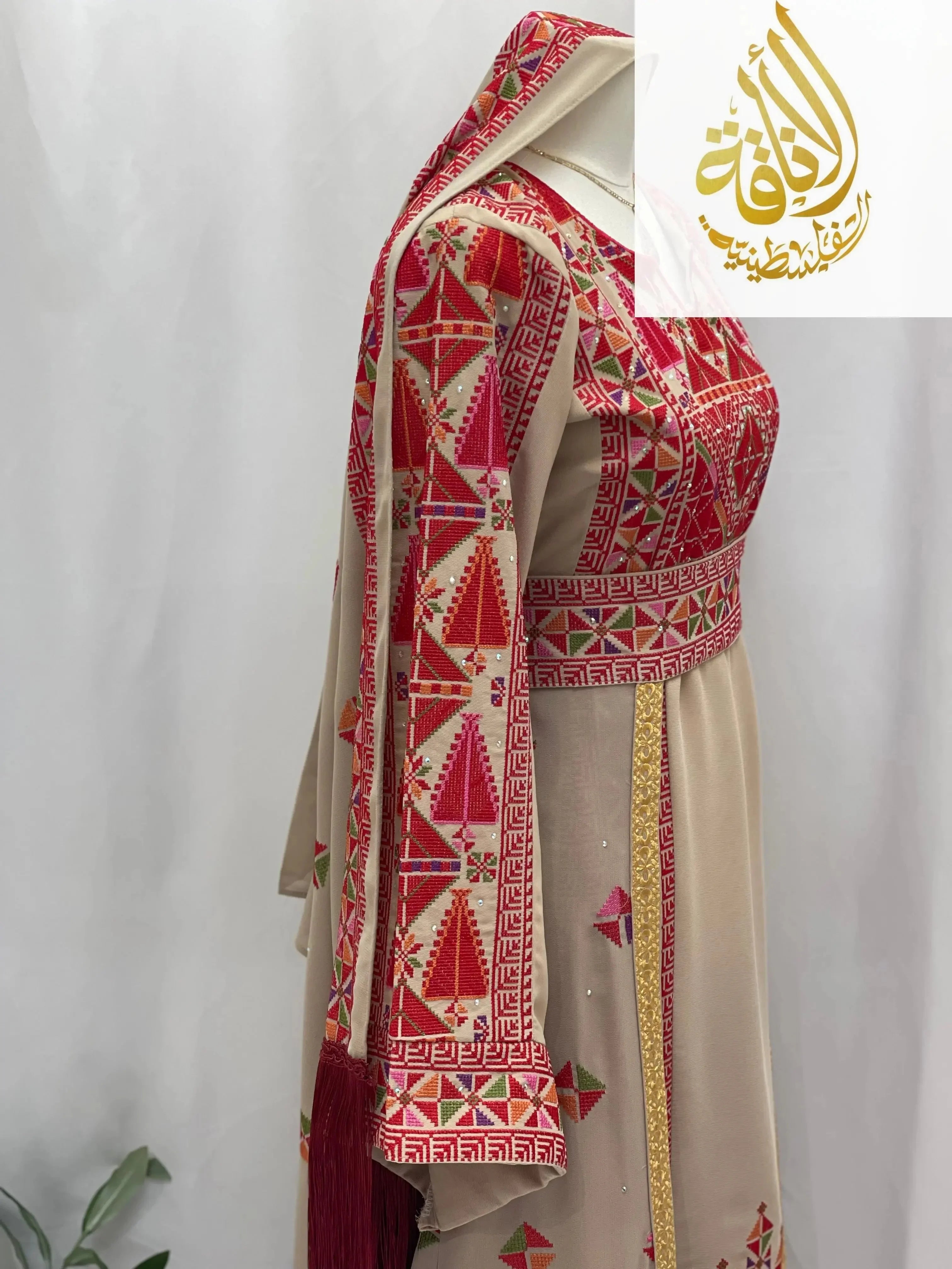 side angle with khirka