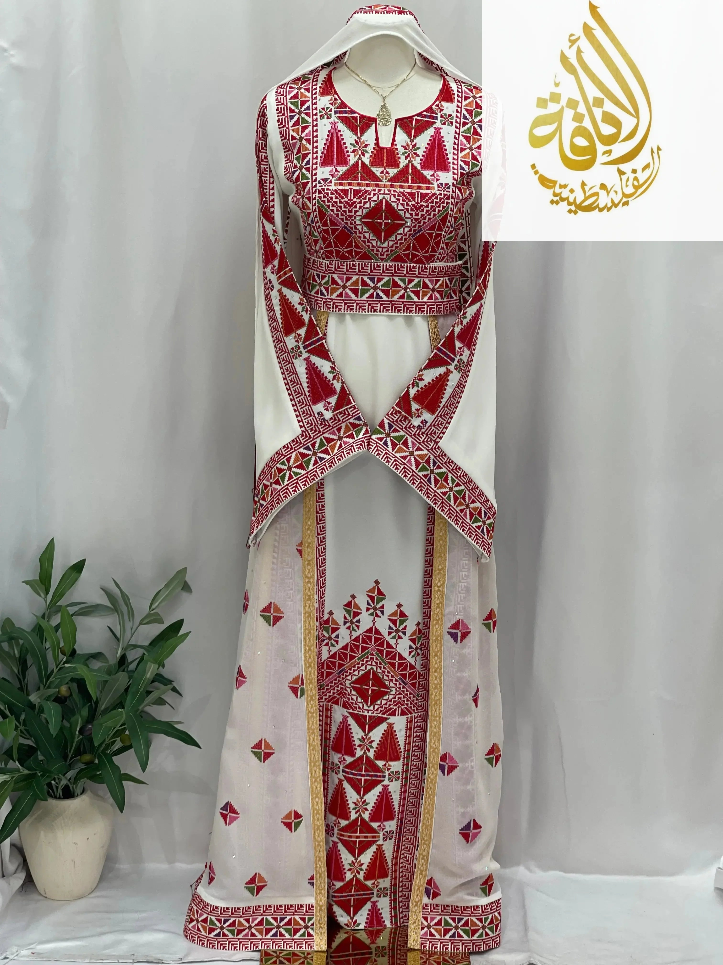 Falahi thoub with overskirt Embroidered Dress and khirka - Palestinian Elegance