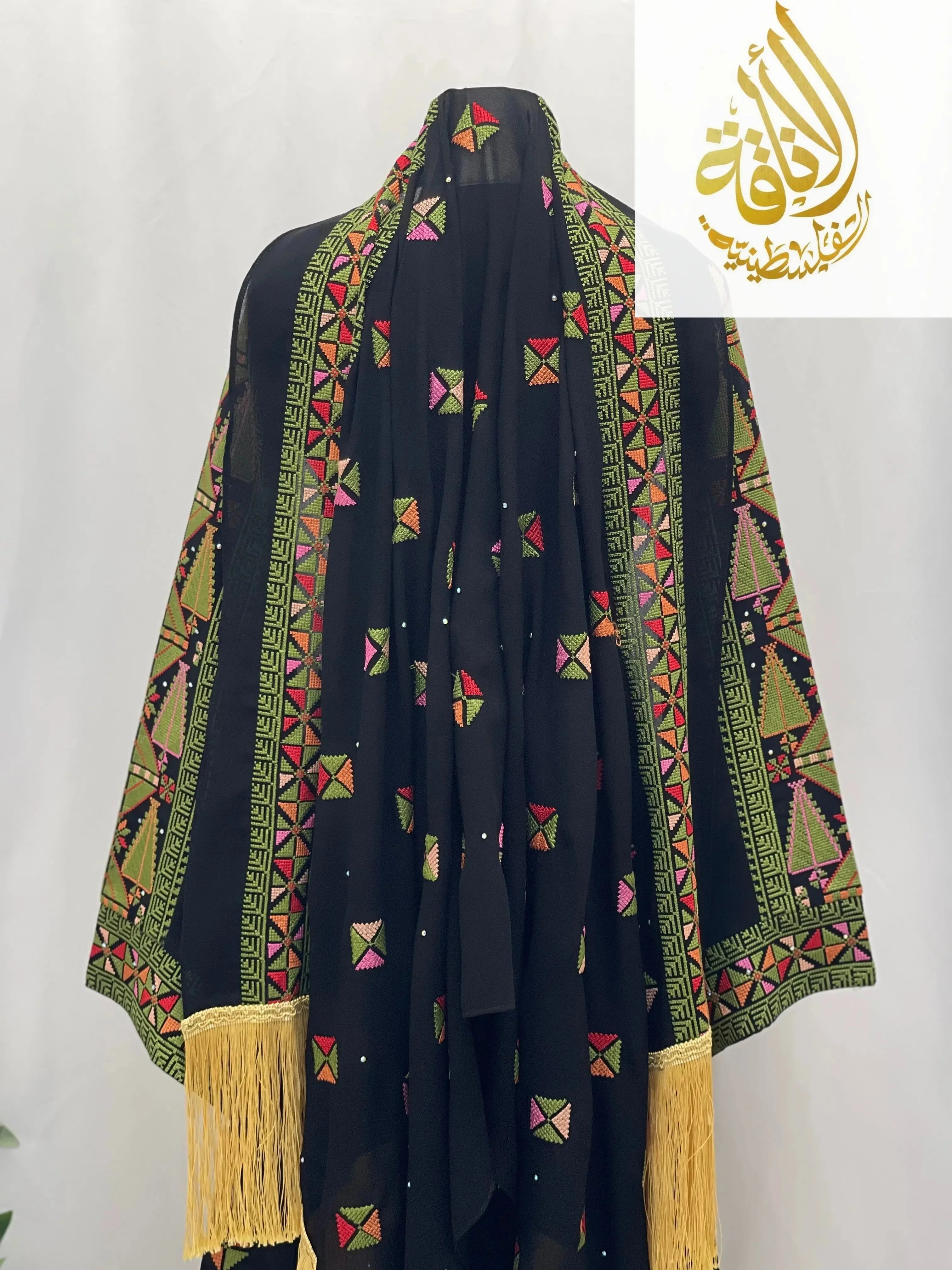 Falahi thoub with overskirt Embroidered Dress and khirka - Palestinian Elegance