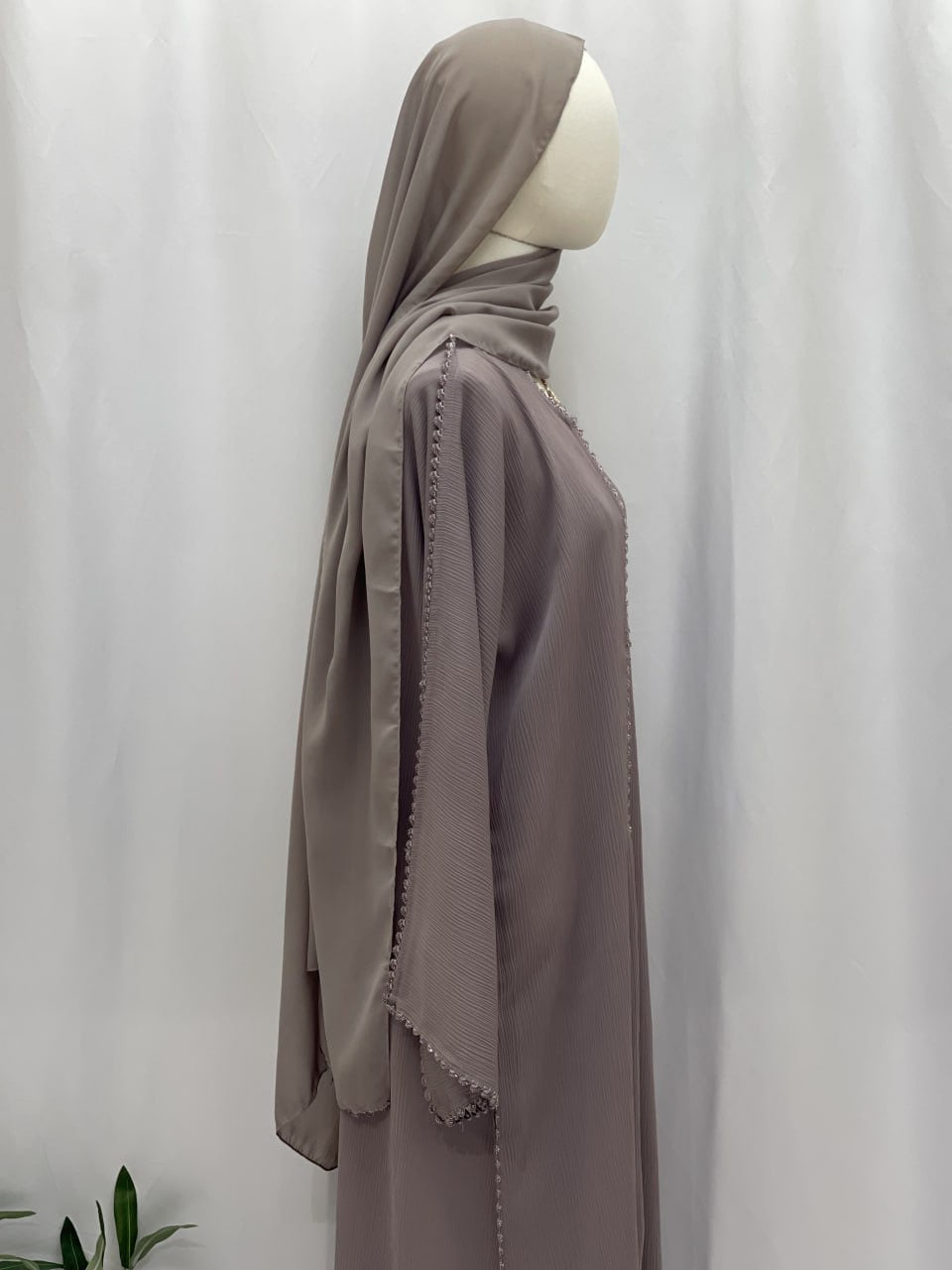 Ghosoon Abaya A luxurious Dubai Design Unique Modest Styles - Palestinian Elegance