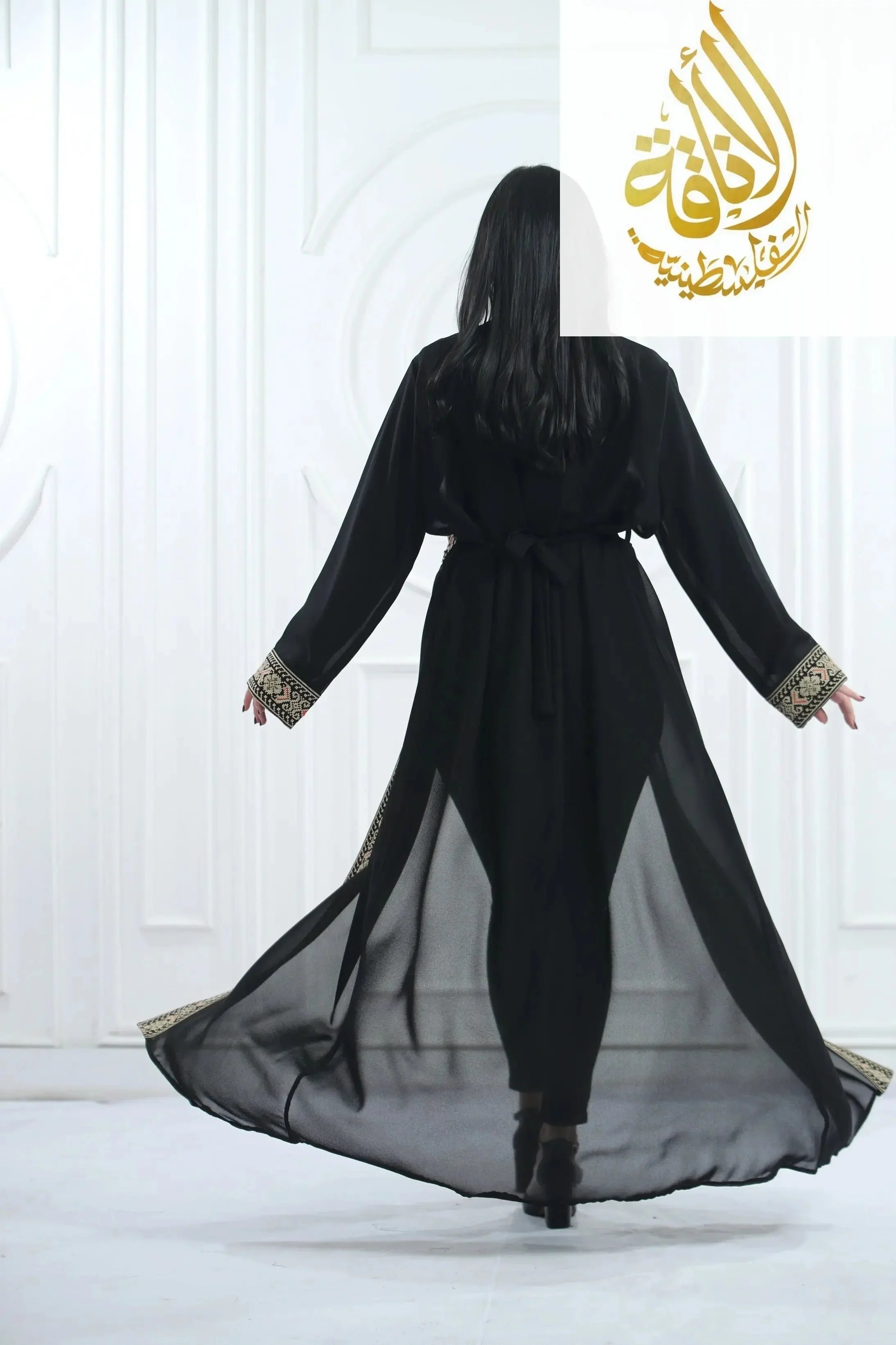 Hala Embroidered Bisht: Luxurious Elegance & Intricate Craftsmanship Palestinian Elegance