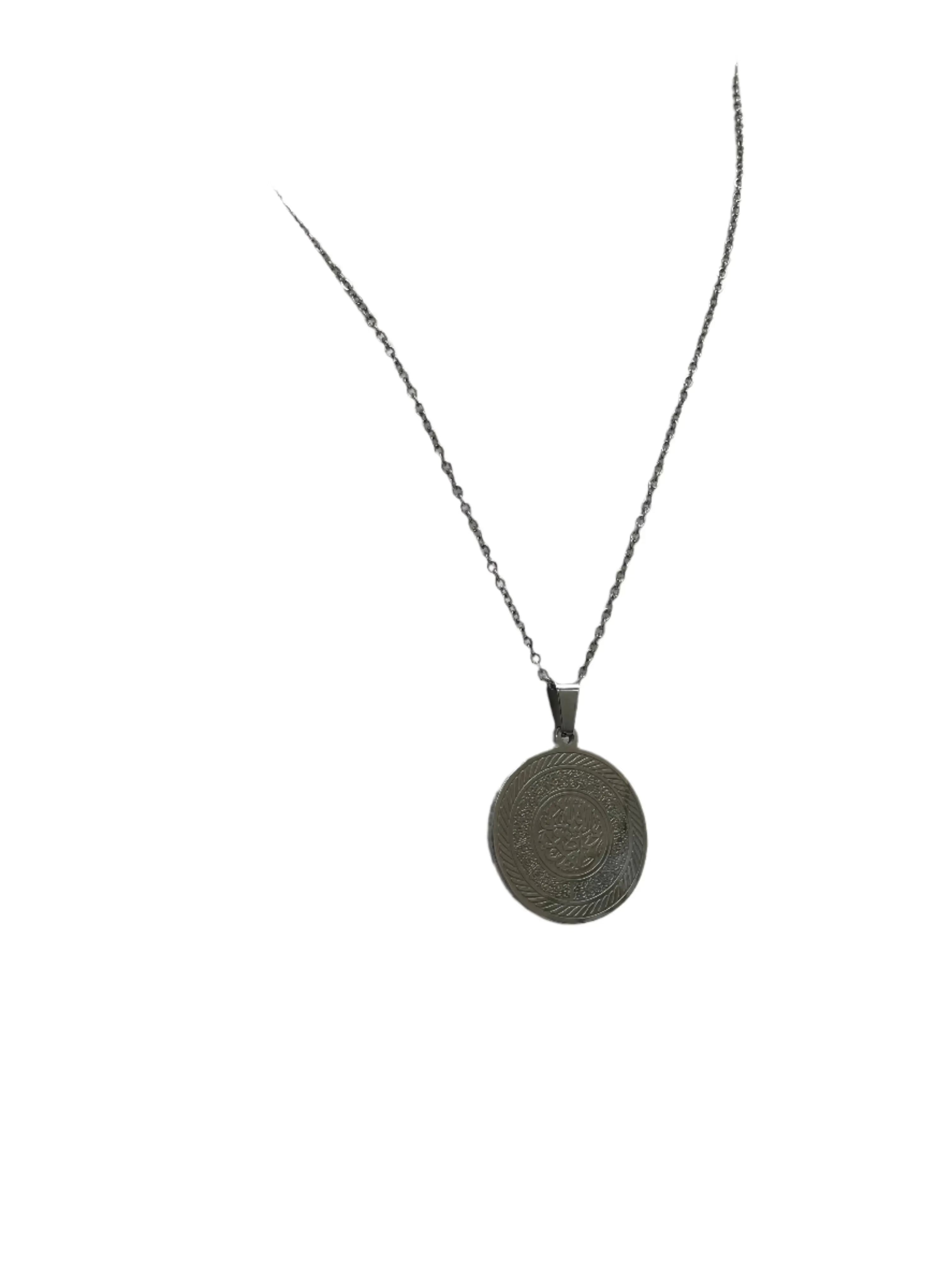Elegant silver circle necklace with imitated gold pendant from Palestinian Elegance