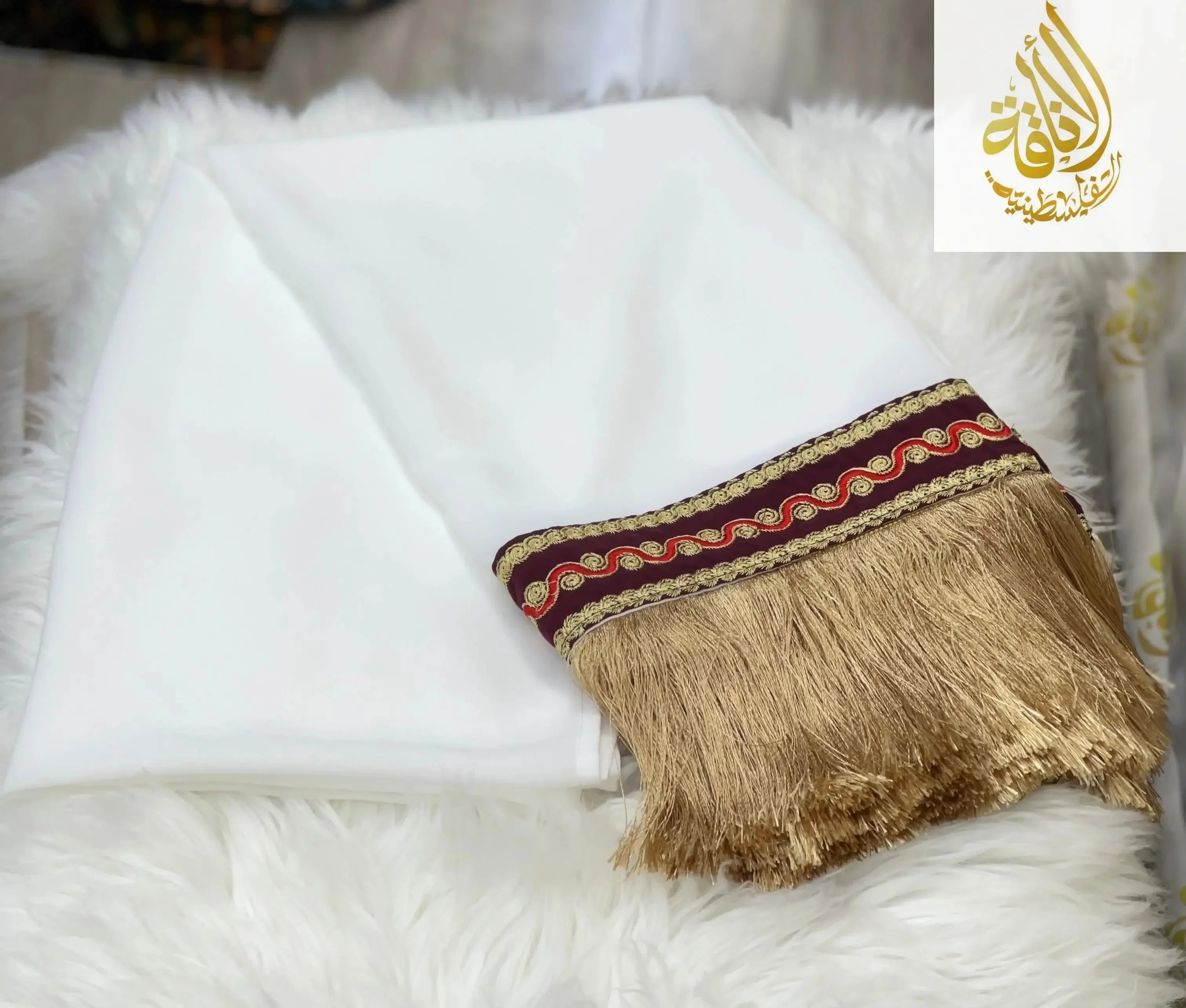 Ivory Khirka-Shal: Luxurious Elegance & Refined Sophistication Palestinian Elegance